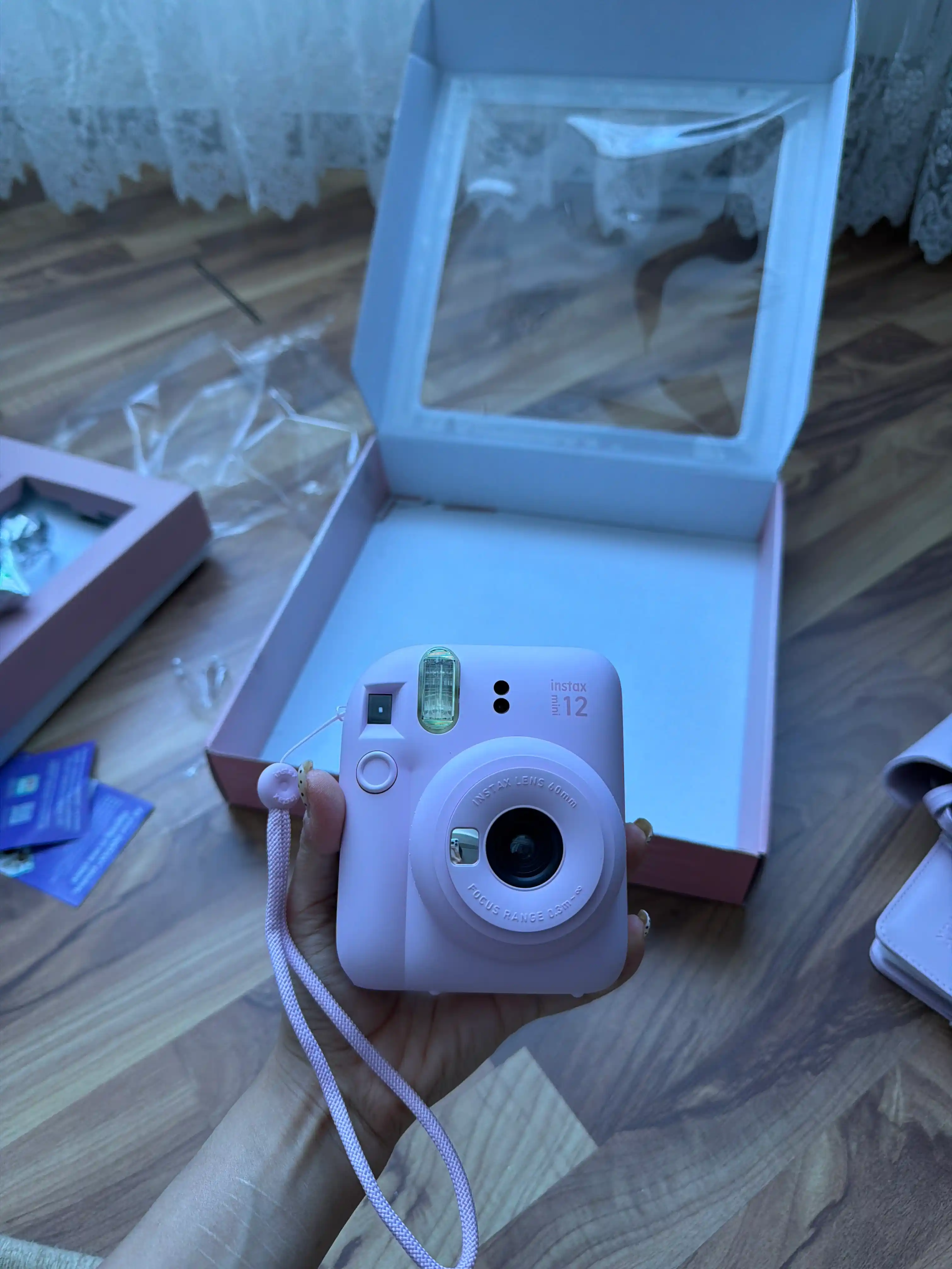 Подарочный набор Fujifilm Instax Mini 12, фотоаппарат Instax Mini 12 в комплекте