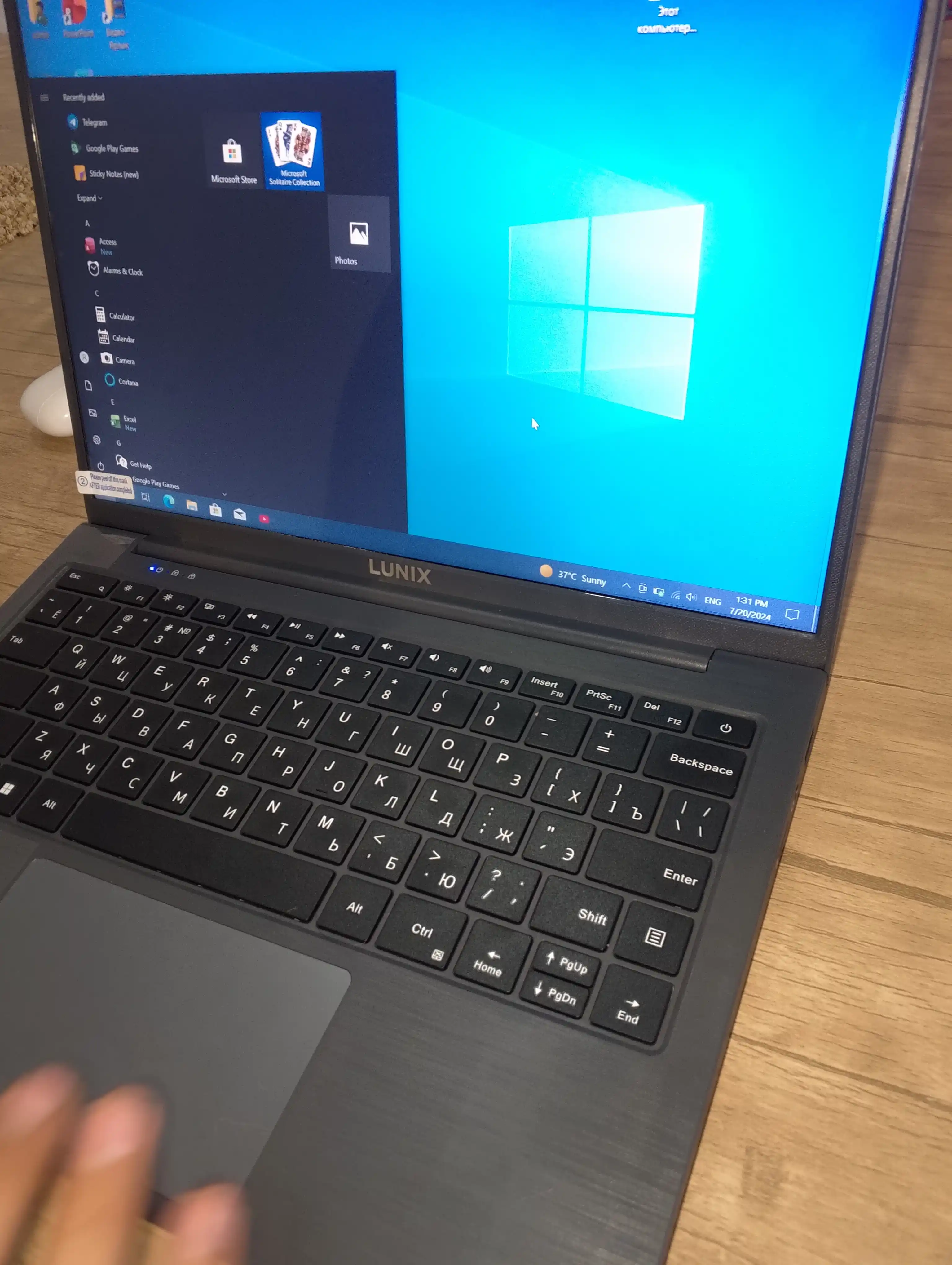 Lunix 14 dyuym noutbuk, 12GB RAM, 256GB SSD, Windows 10 Pro, o‘qish va ish uchun