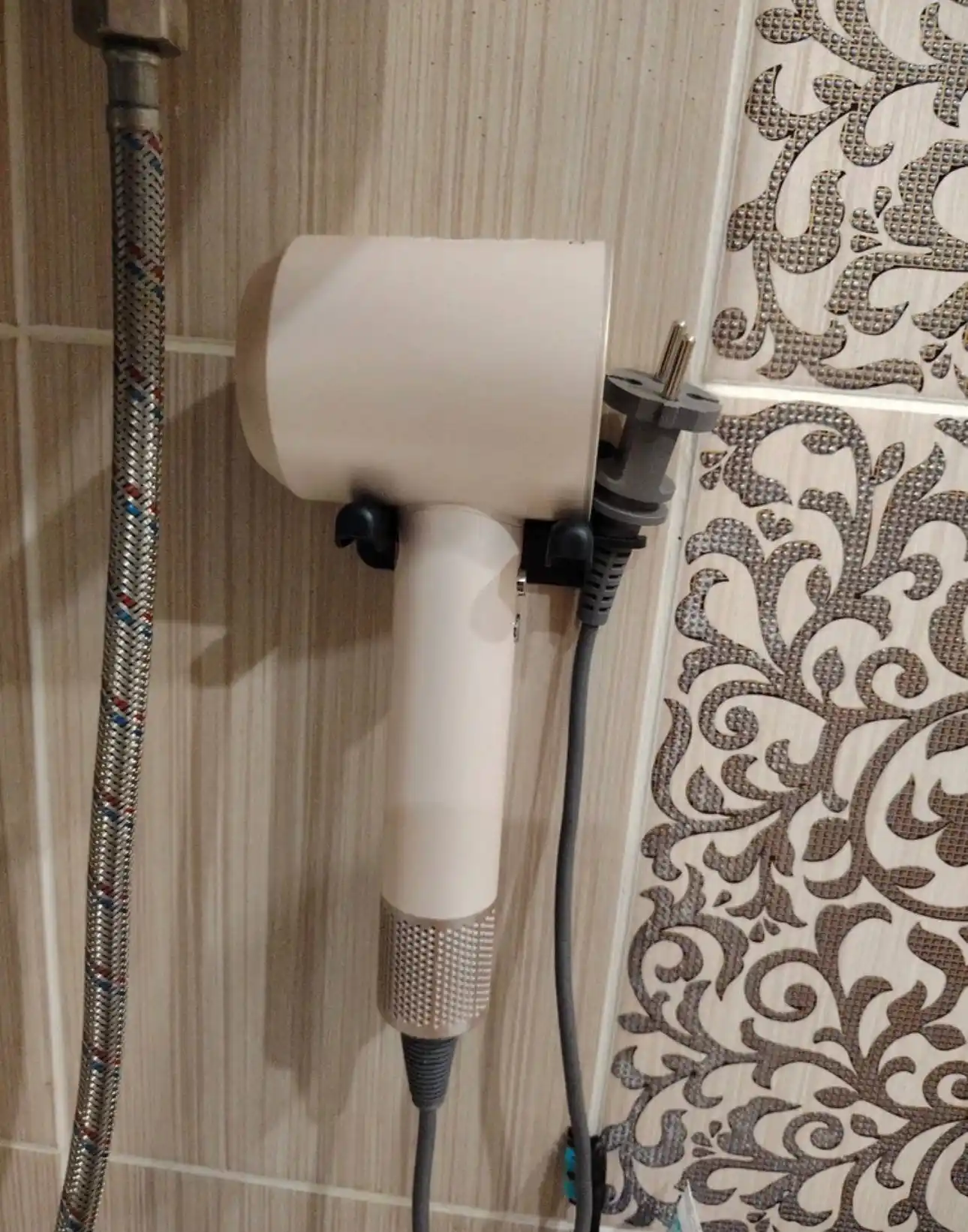 Фен для волос высокоскоростной, 110000 об/мин, 1600W, ионизация, детский режим