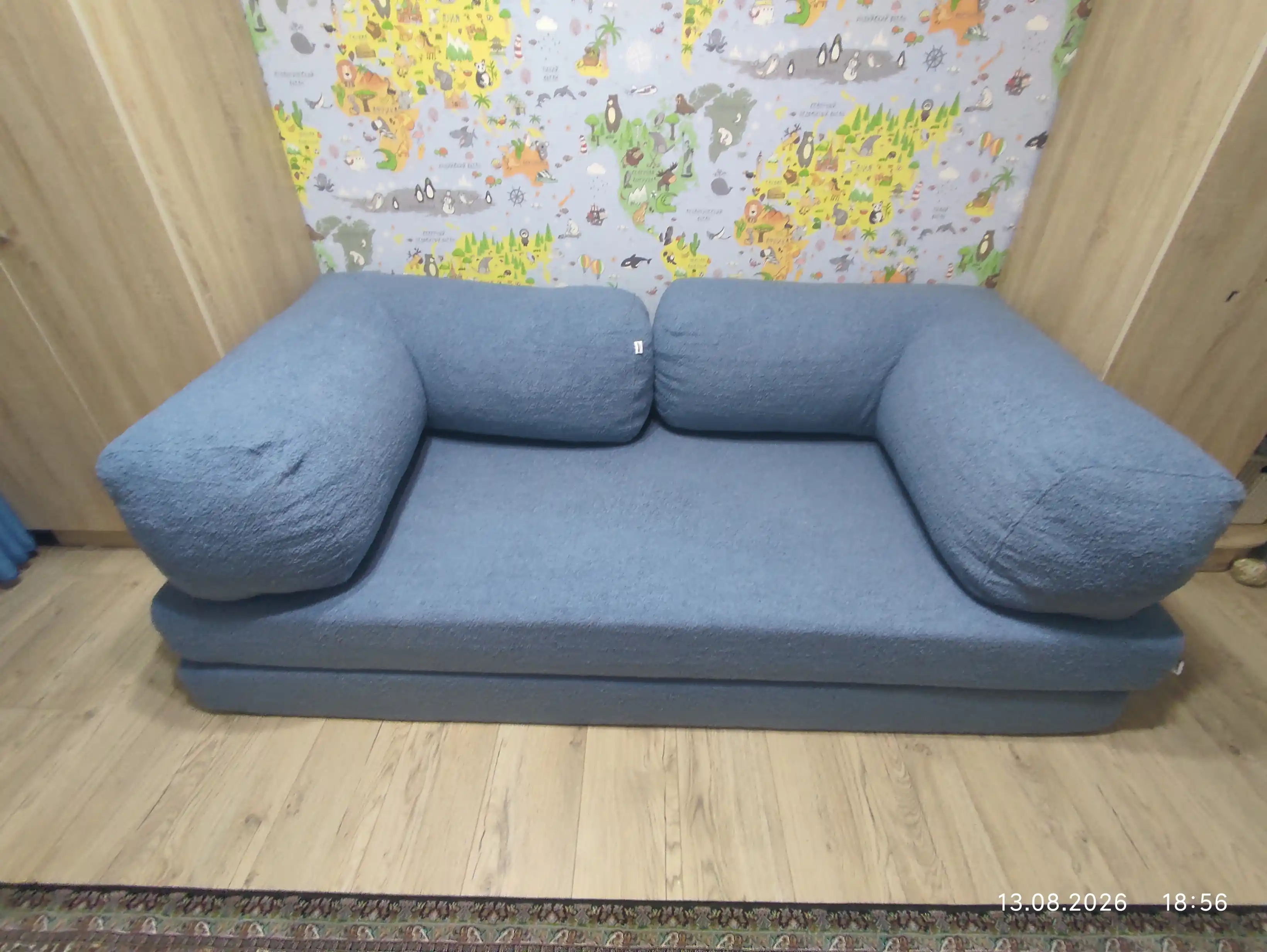 Teddy karkassiz divan-krovat, 3 tasi 1 da divan-transformer, yigʻiladigan divan