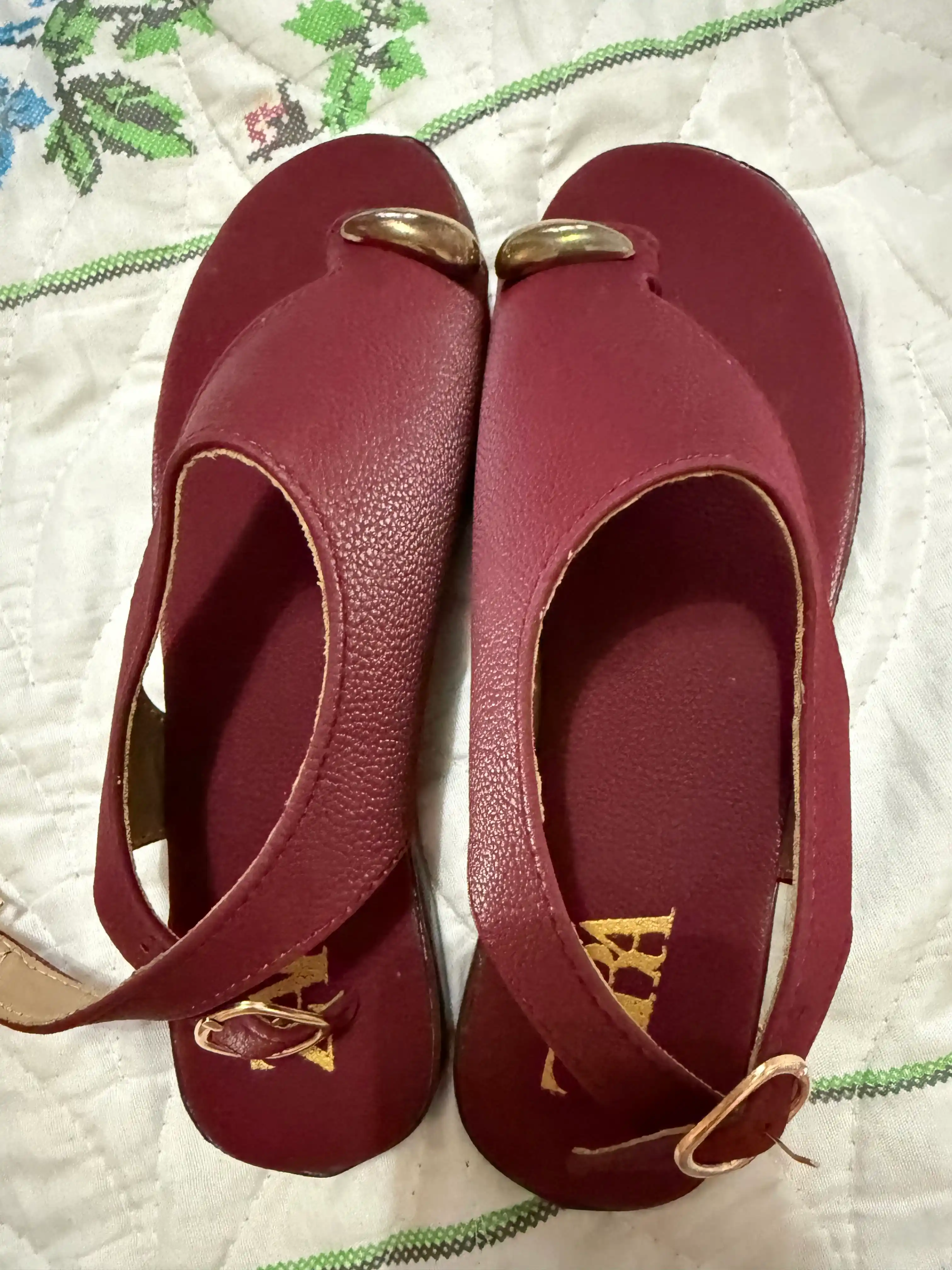 Ayollar uchun yozlik sandallar, ayollar poyabzali, ayollar uchun qulay sandallar, 36-40
