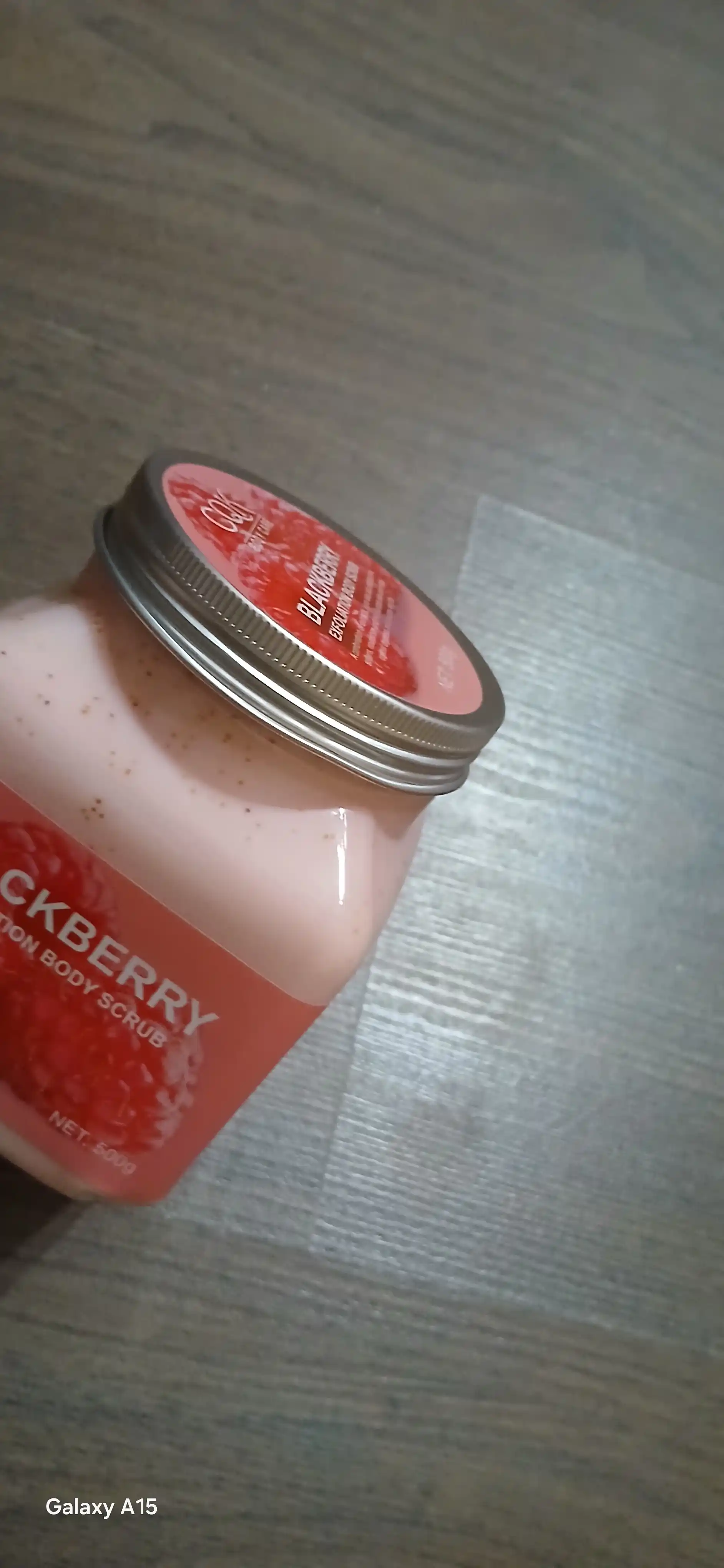 Скраб для лица и тела Sherbet Body Scrub, с экстрактом малины и клубники, 500 / 350 гр