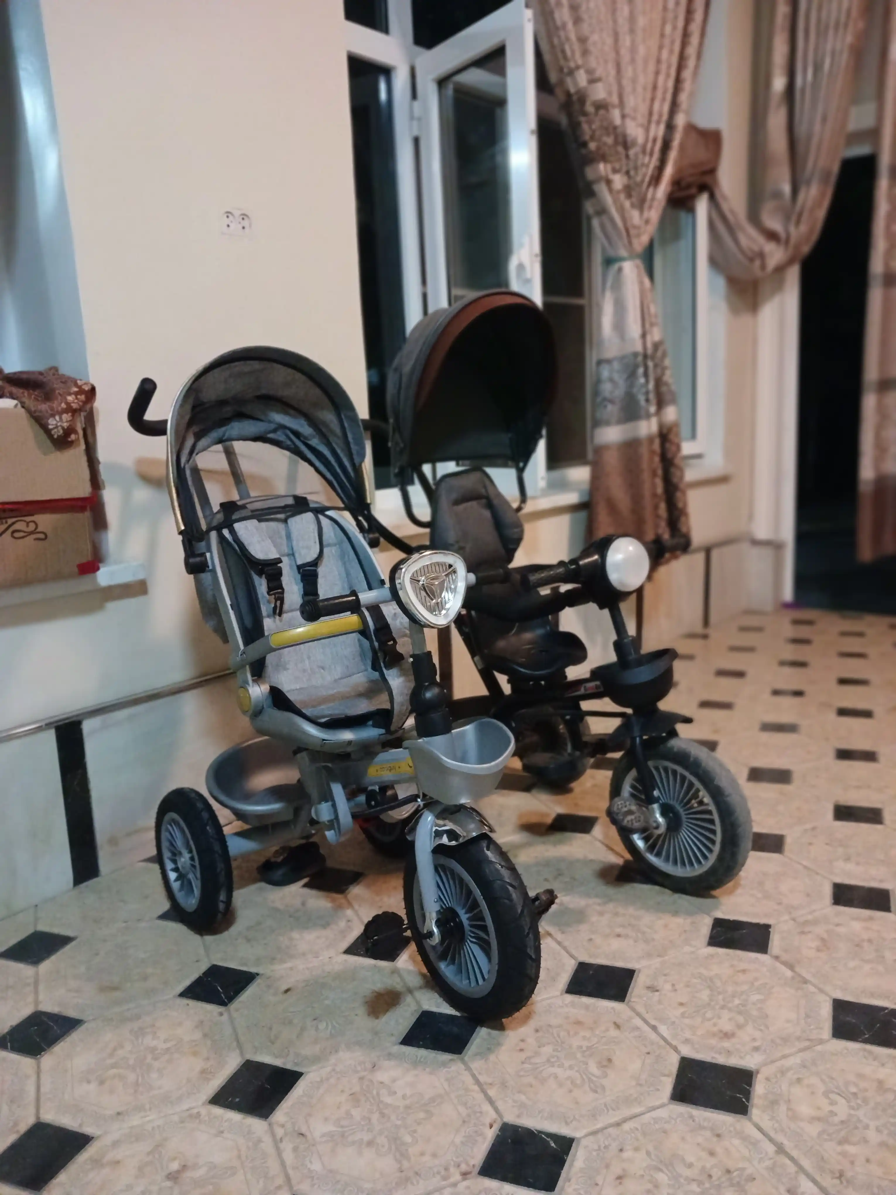 Bolalar aravachasi uch g‘ildirakli velosiped, 2 tasi 1 da, SL922, 360° buriluvchi o‘rindiq