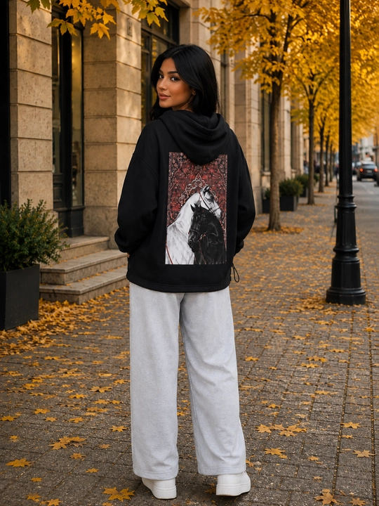 Ayollar sport kiyimi, oversize kapyushonli va belida printli xudi