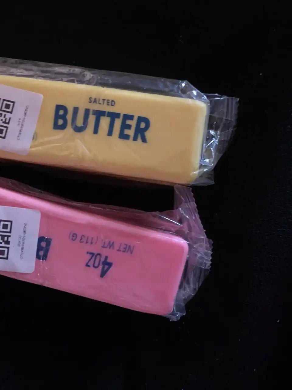 Butter sariyog‘ shaklidagi xushbo‘y skvish-antistress, yumshoq o‘yinchoq 113/400 g