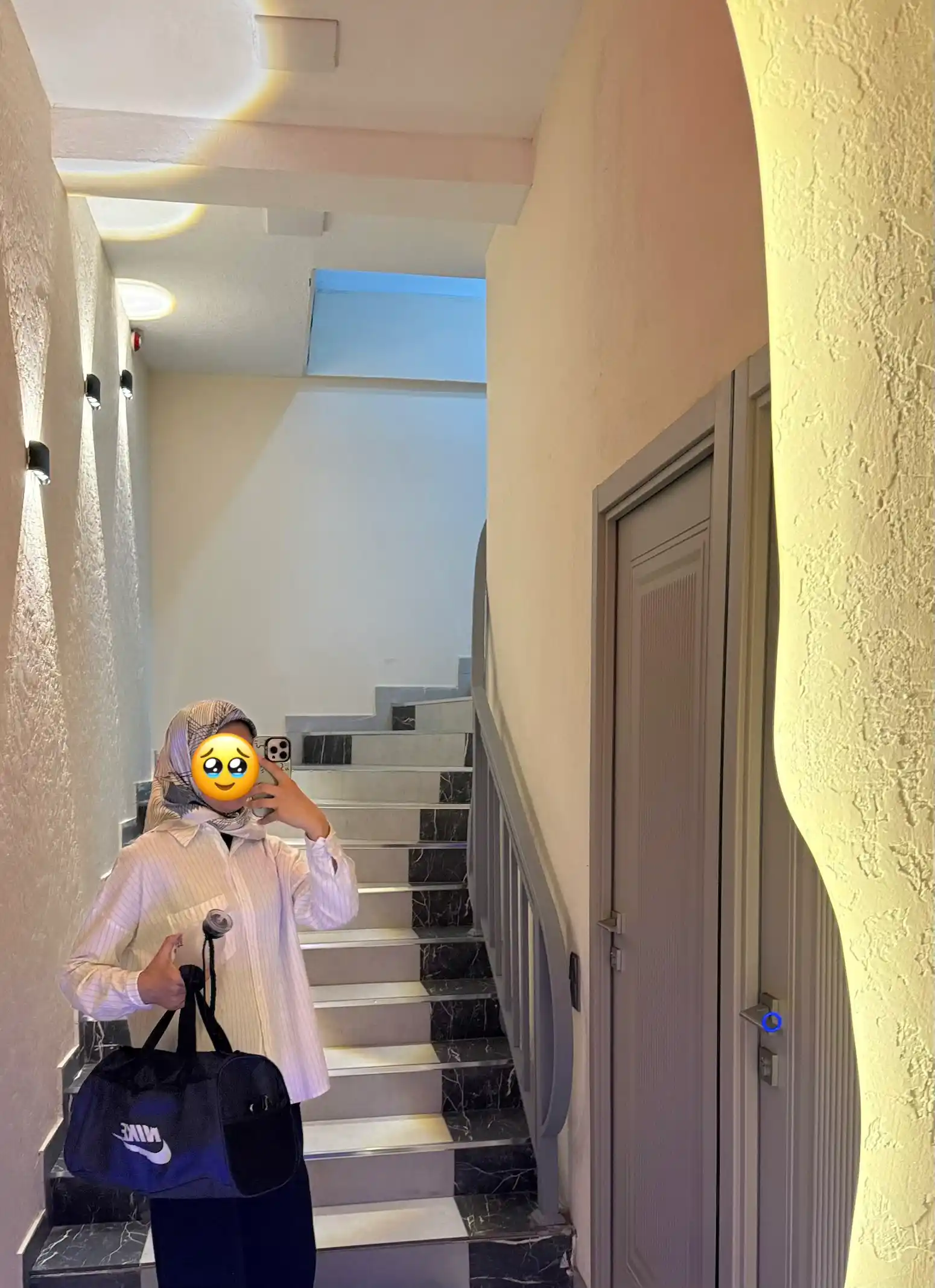 Ayollar va qizlar uchun paxtali ro'mol, sharf, hijob 90x90, rangli gulli naqshli