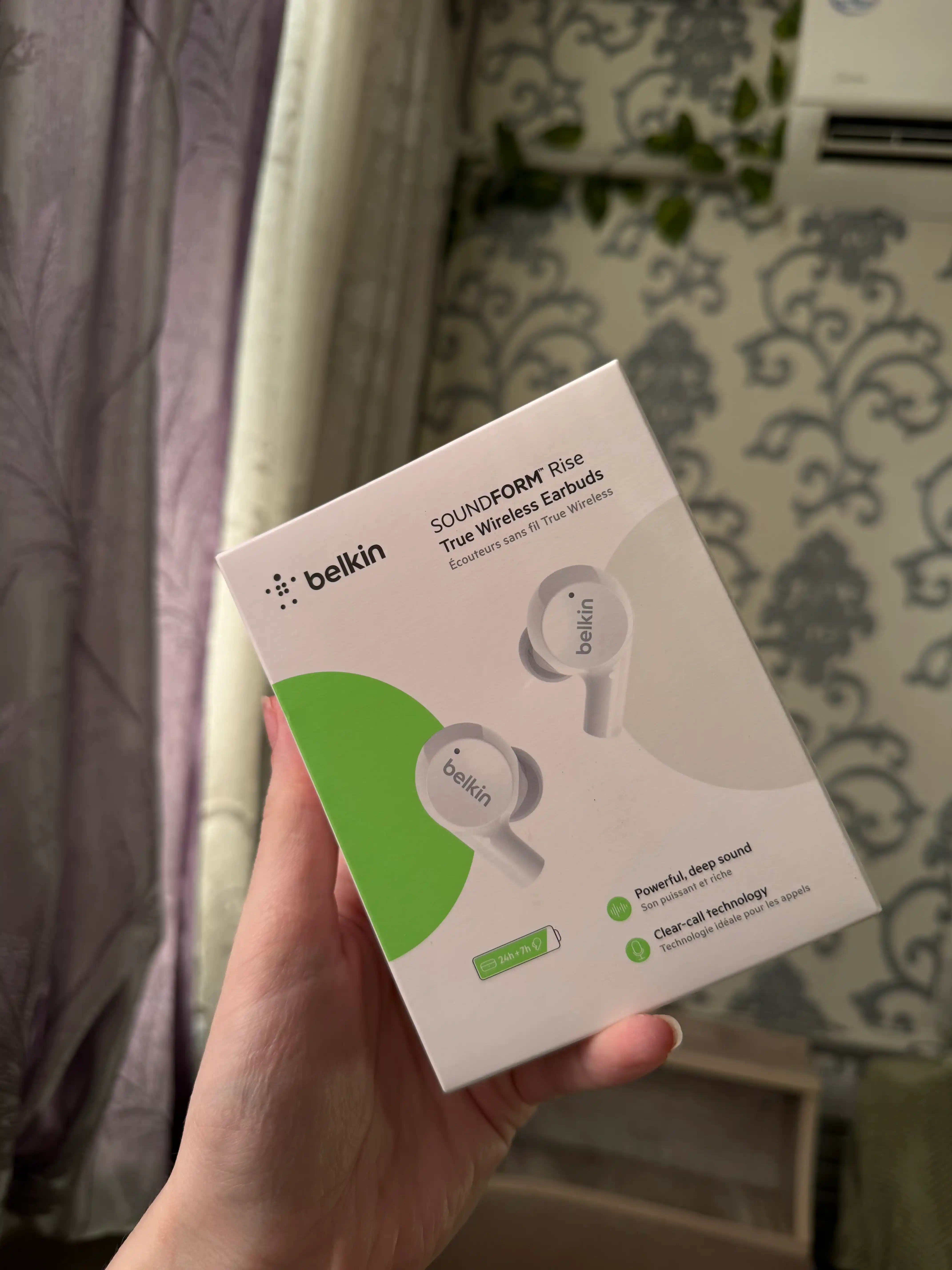 Simsiz quloqchinlar Belkin SoundForm Rise TWS, mikrofonli va Qi zaryadli