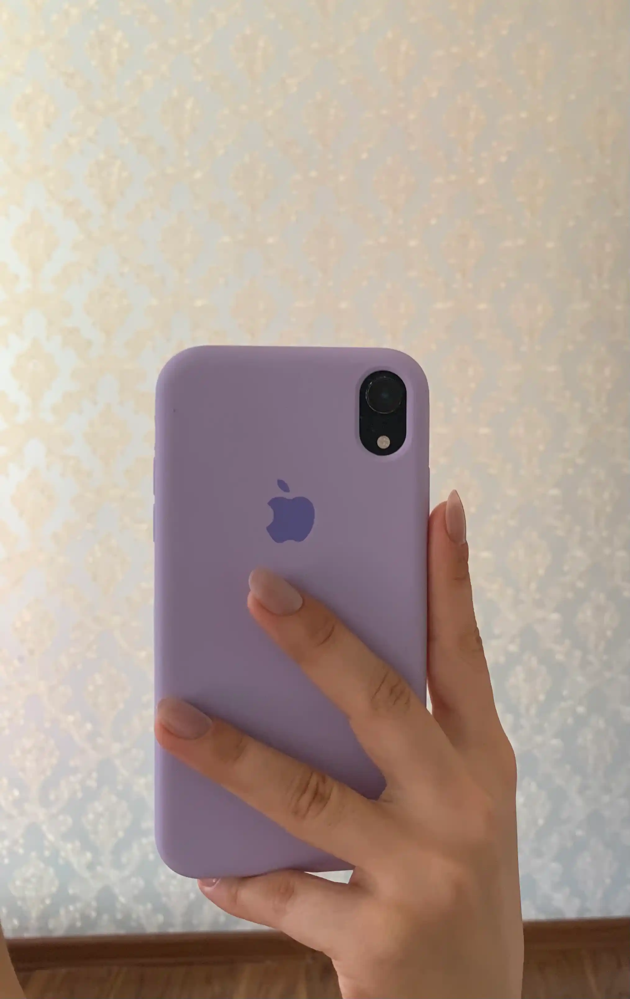 Силиконовый чехол для iPhone — мягкий, защитный и стильный чехол