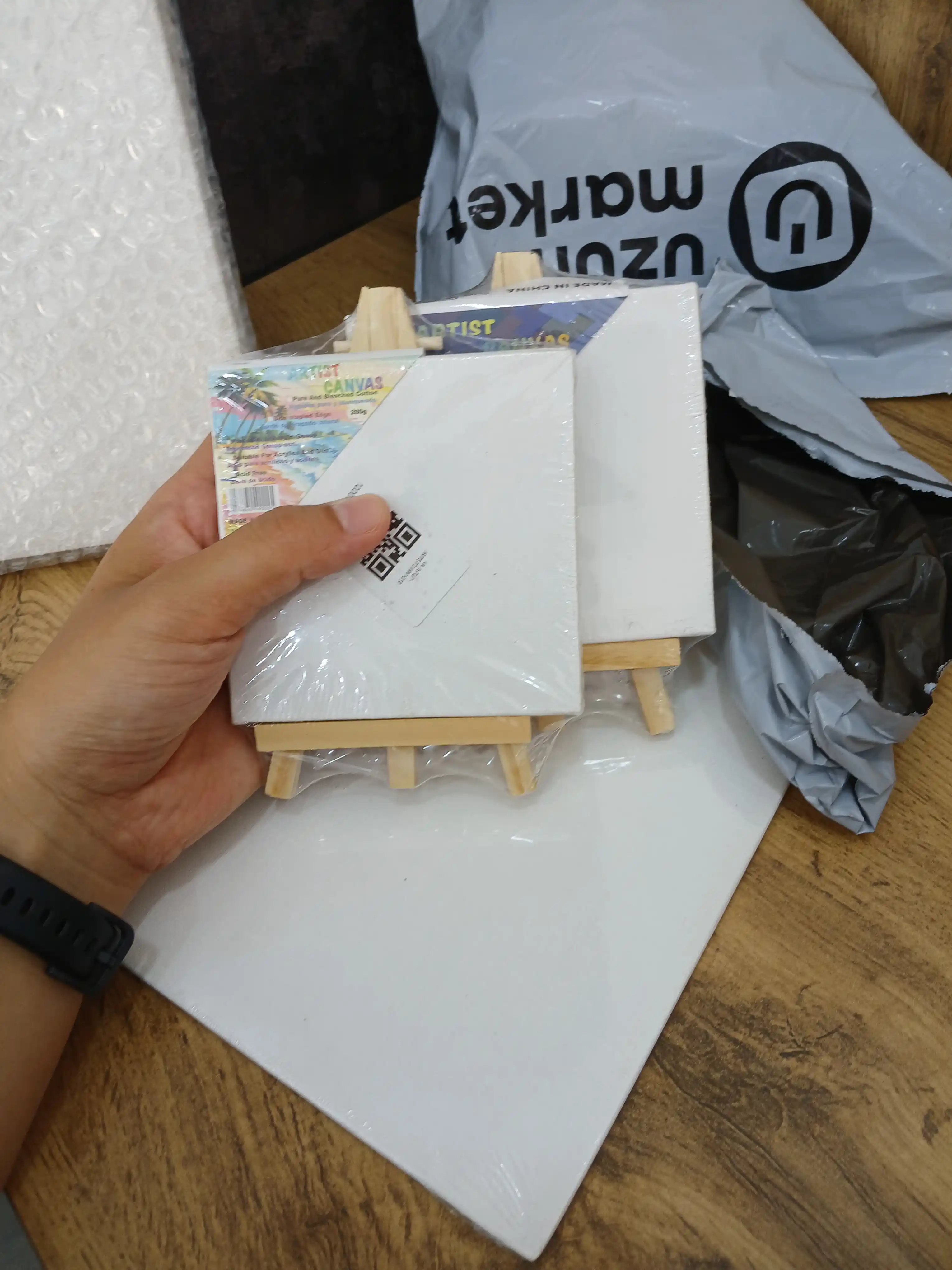 Rasm chizish uchun kanvas Xolst, mini-kanvas, 10×10 sm, yog‘och stend bilan, paxtadan