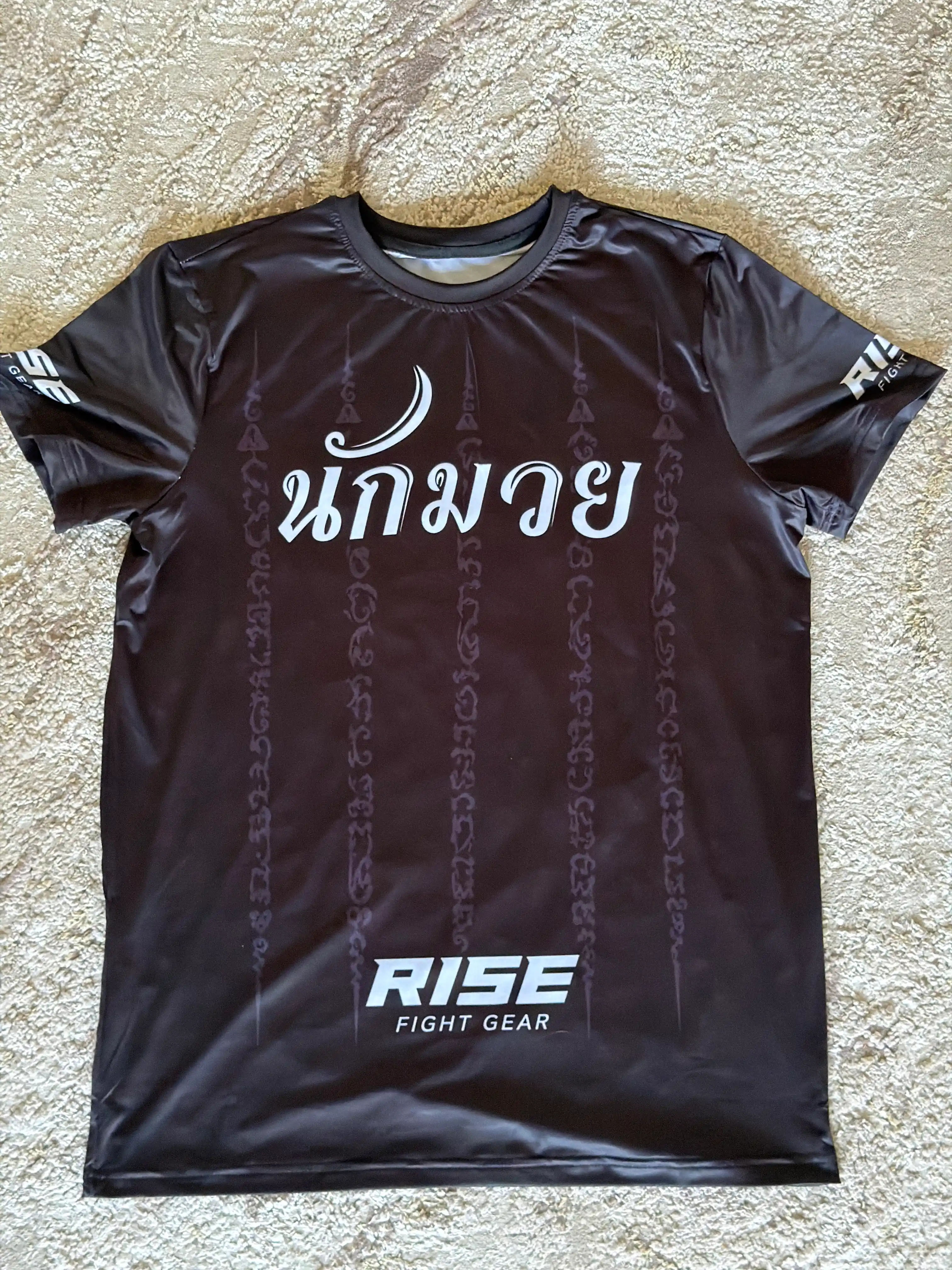 RISE Muay Thai Premium Dry Fit Mashg’ulot Futbolkasi sport va trenerovka uchun