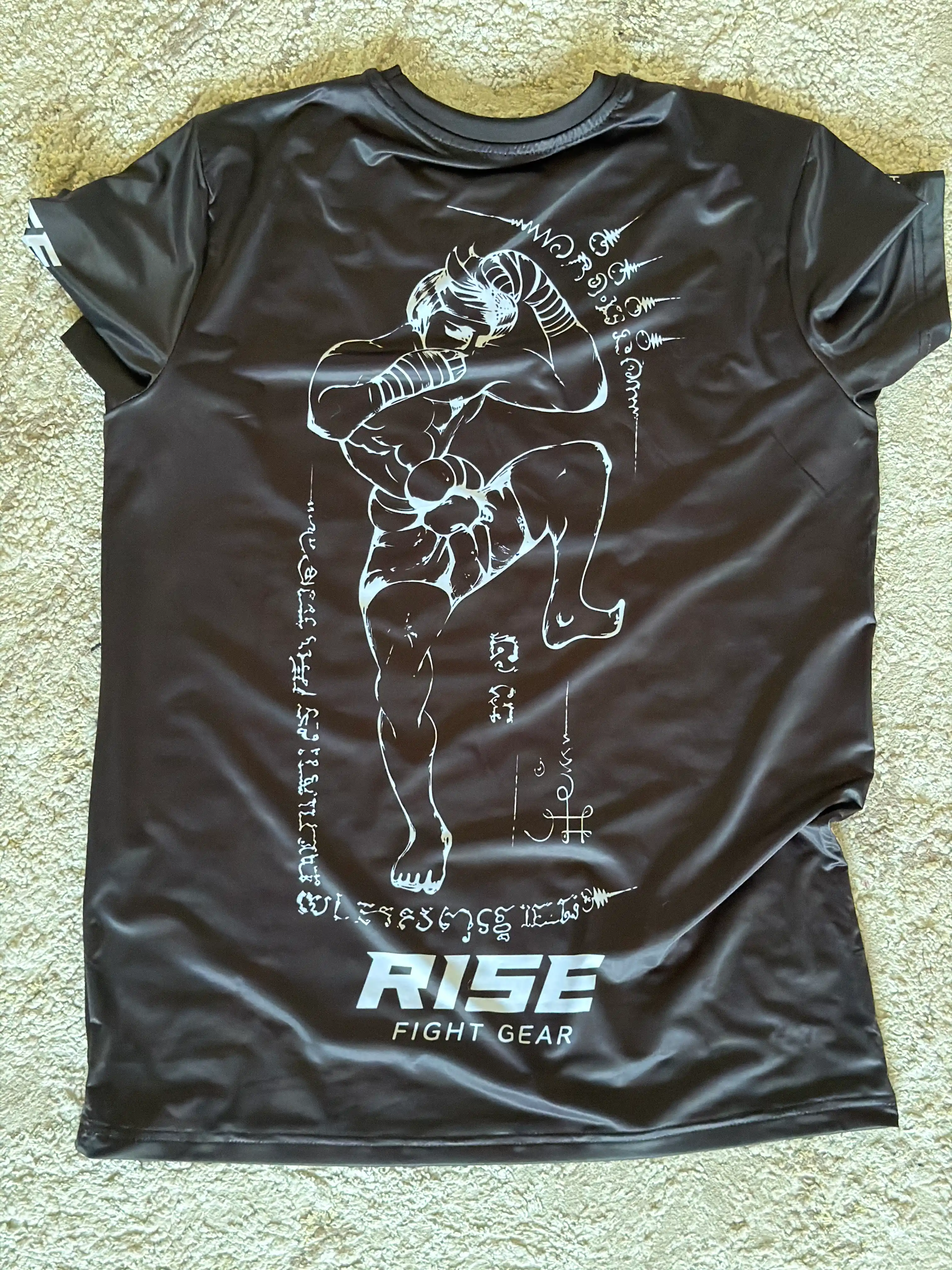 RISE Muay Thai Premium Dry Fit Mashg’ulot Futbolkasi sport va trenerovka uchun