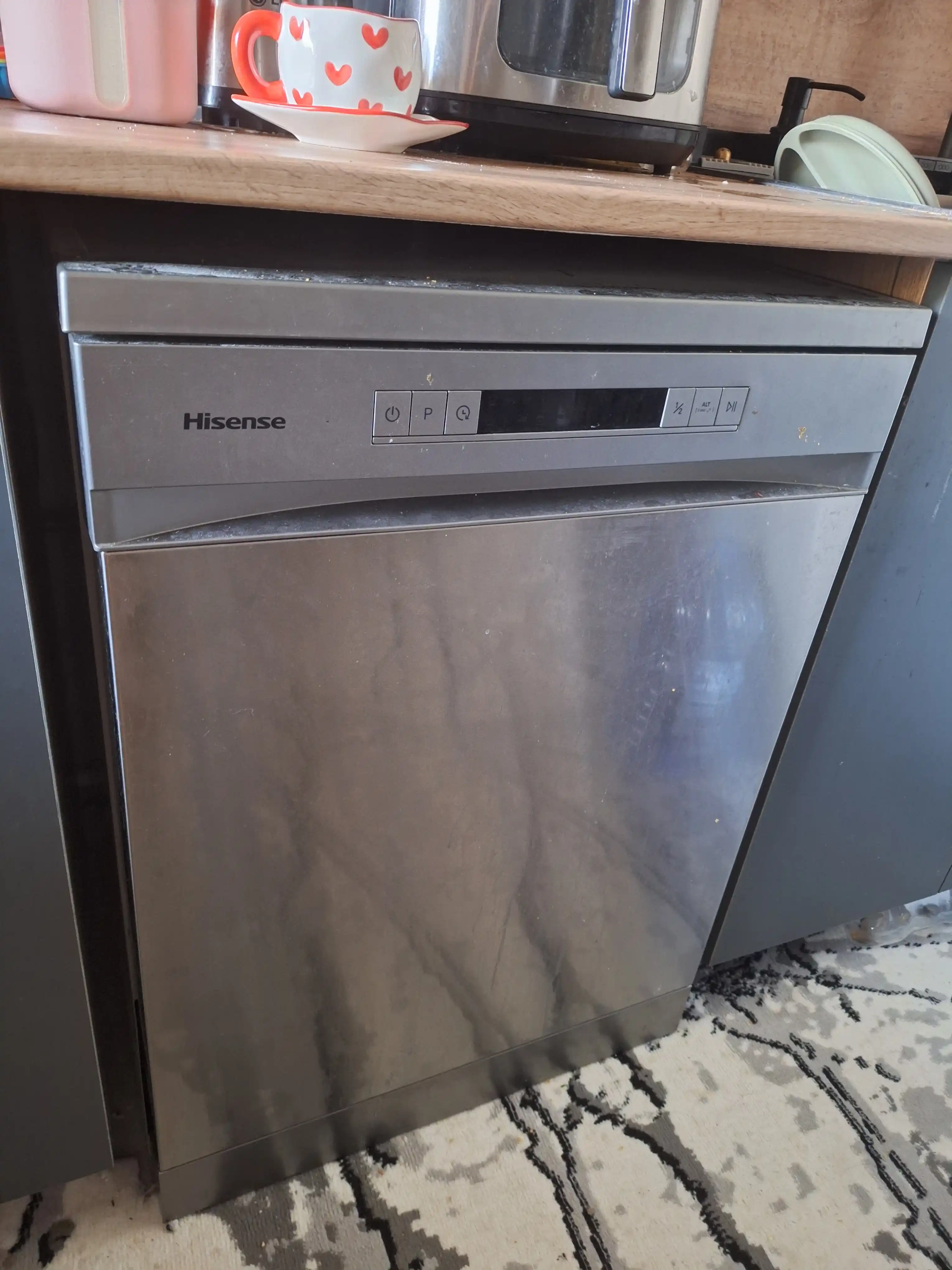 Посудомоечная машина Hisense HS622E90BUK Hi4, 60 см, 13 комплектов, класс E, черная