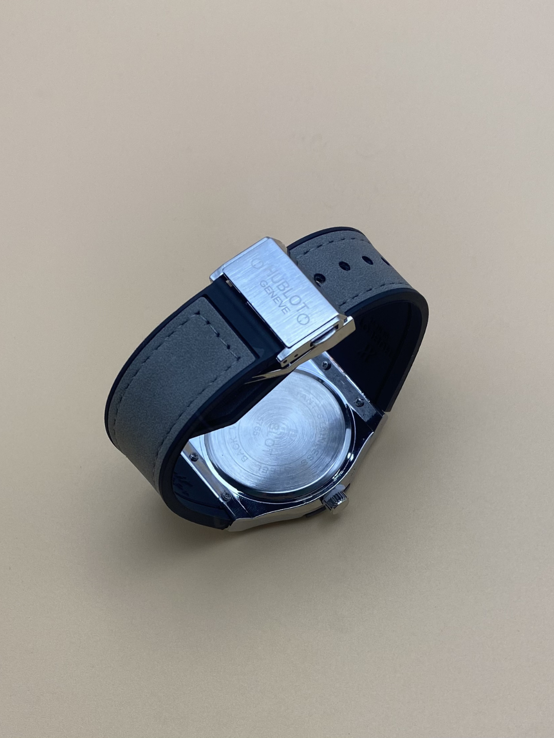 Hublot erkaklar qo'l soati, kvarts mexanizm, sana ko'rsatgichli