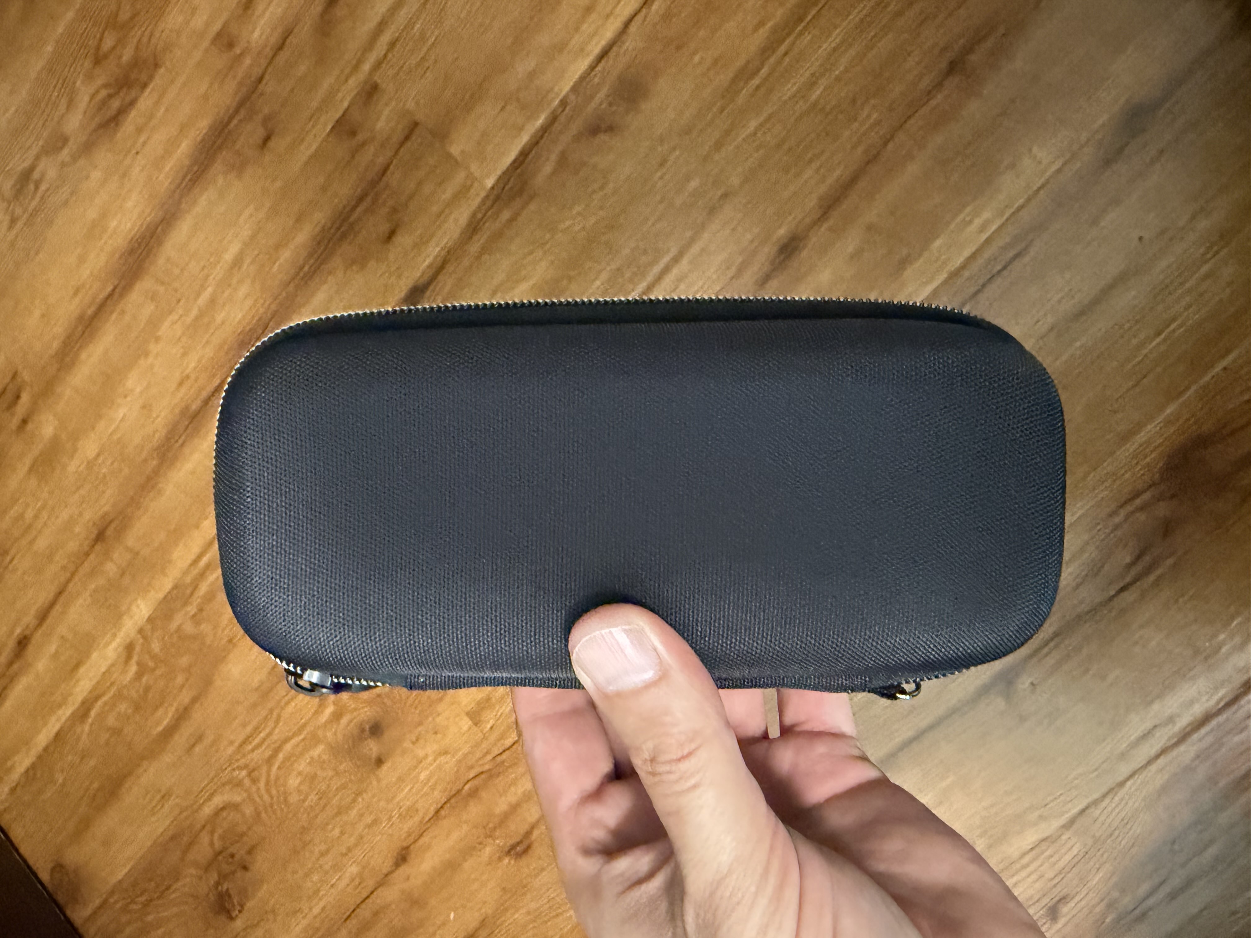Philips OneBlade trimmer uchun qattiq yo‘l g‘ilofi, ustara uchun g‘ilof