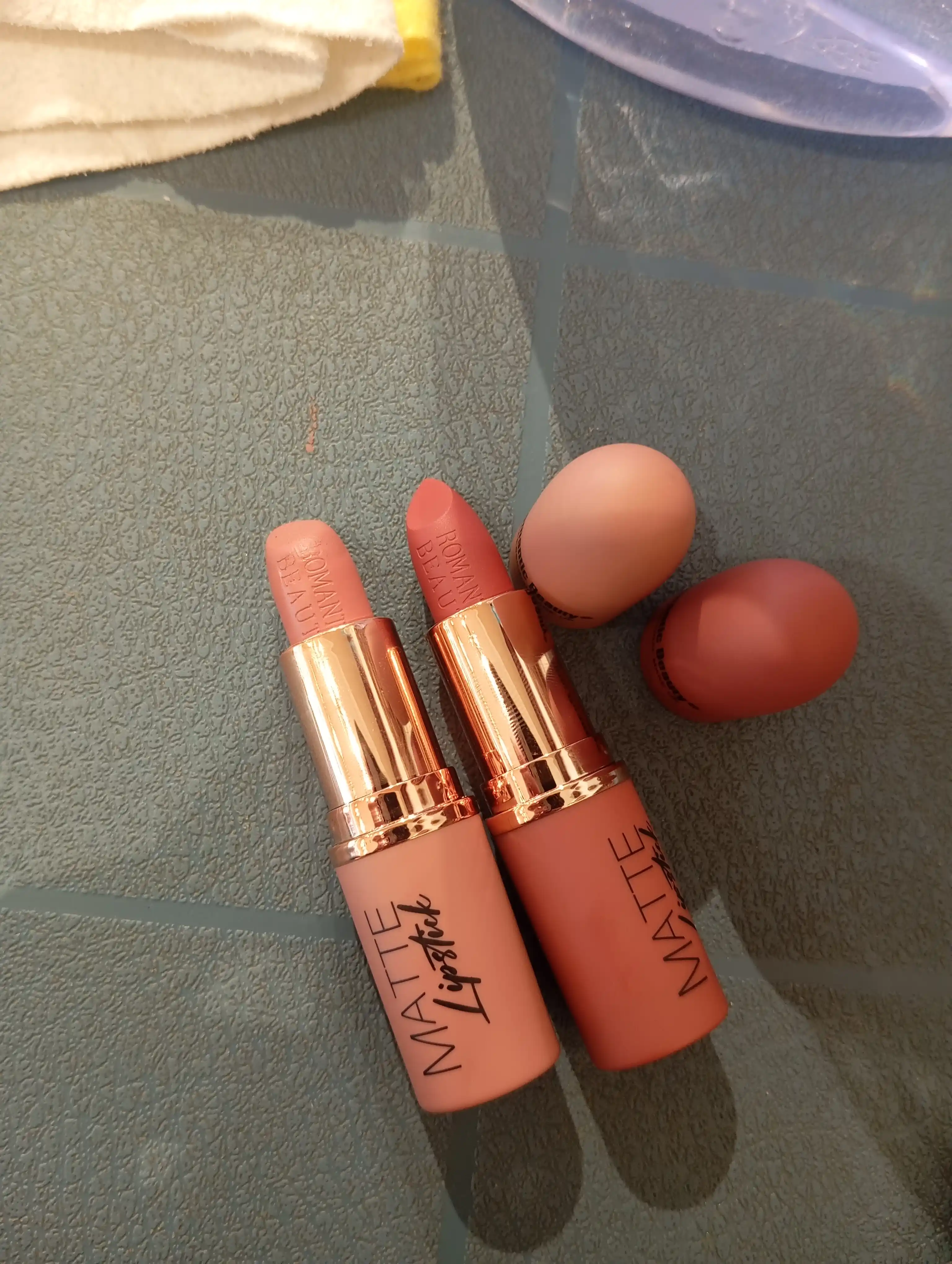 Матовая помада для губ Romantic Beauty нюдовые оттенки