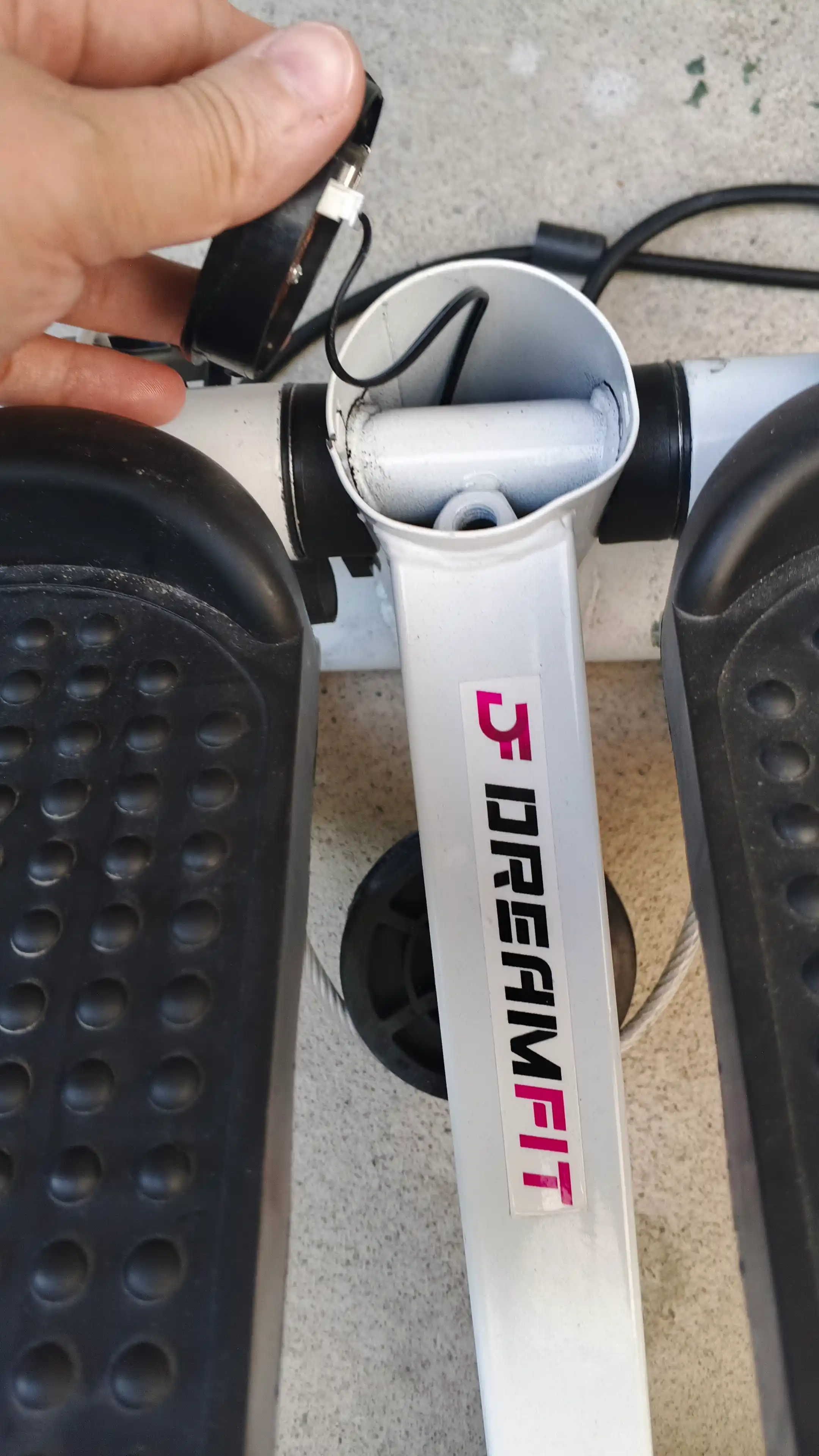 Stepper trenajyor – press, son, bel va oyoq mushaklari uchun, espanderli mini stepper