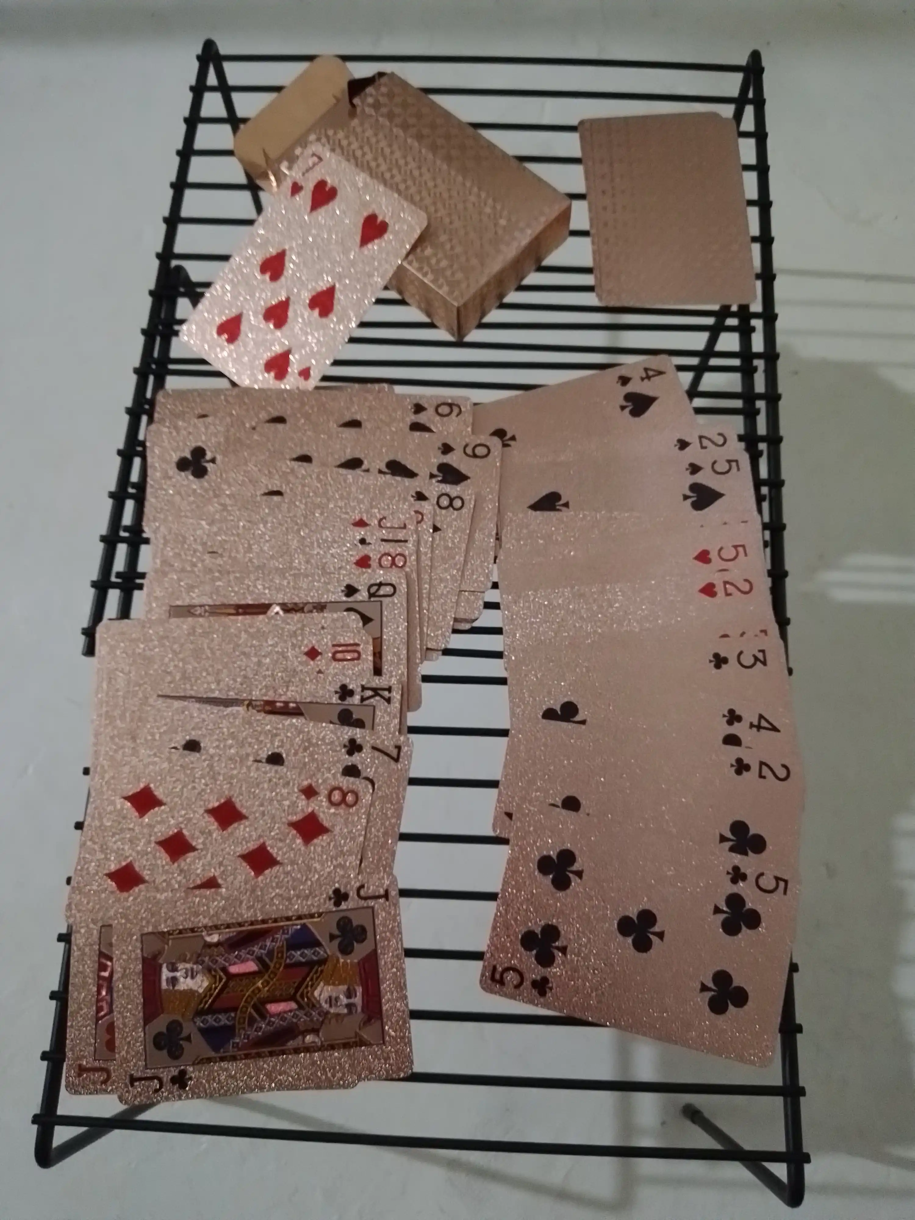 Ko'p rangli kartalar, poker, fokuslar, boshqa o'yinlar uchun, plastik, 1 to'plamda 54 dona