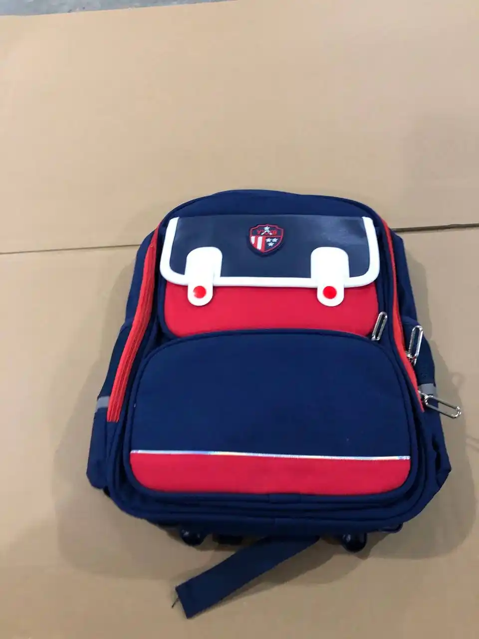 Qizlar va o'g'il bolalar uchun maktab ryukzaki, ortopedik