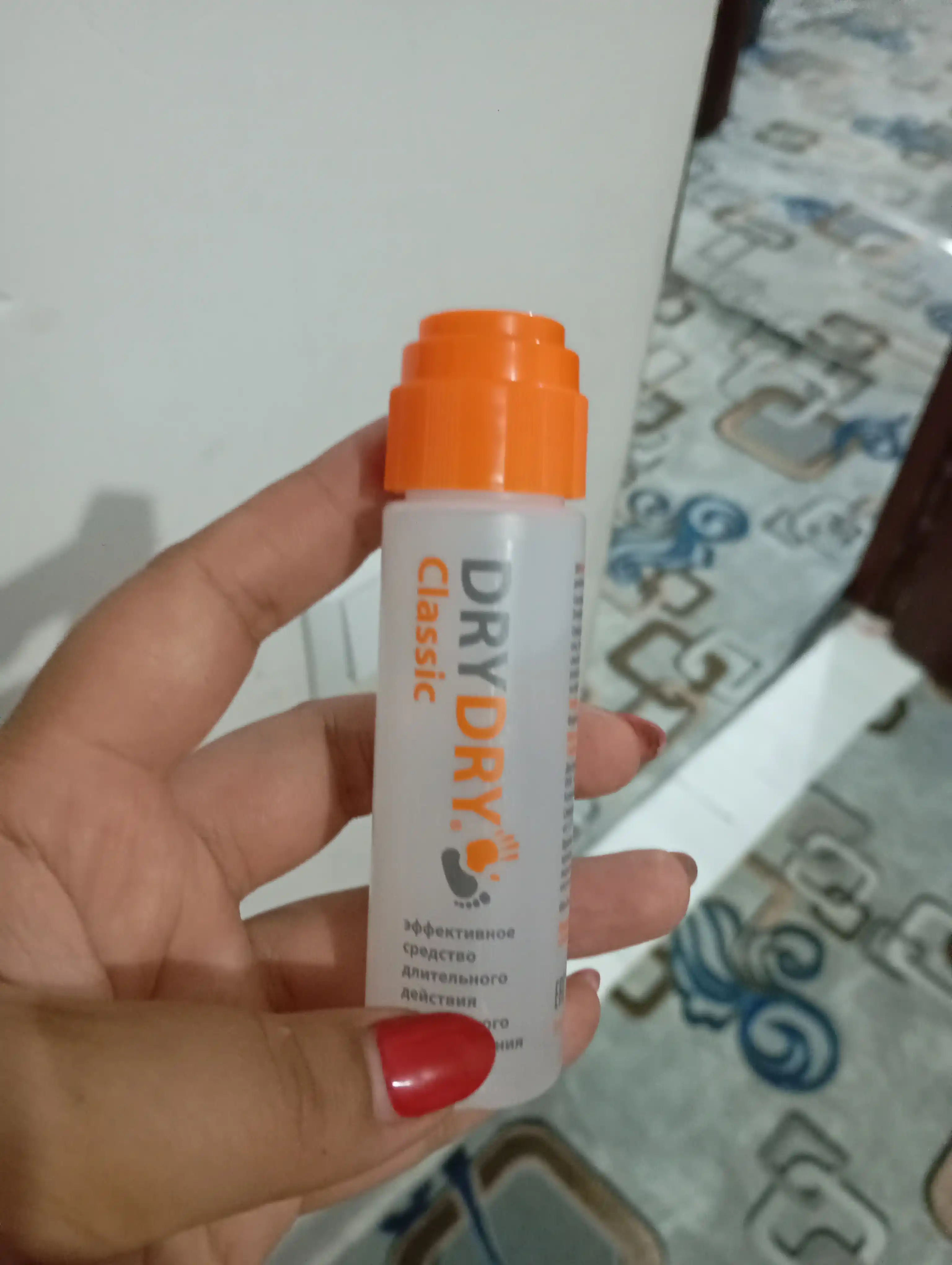 Дезодорант-антиперспирант Dry Dry Classic, против пота и запаха