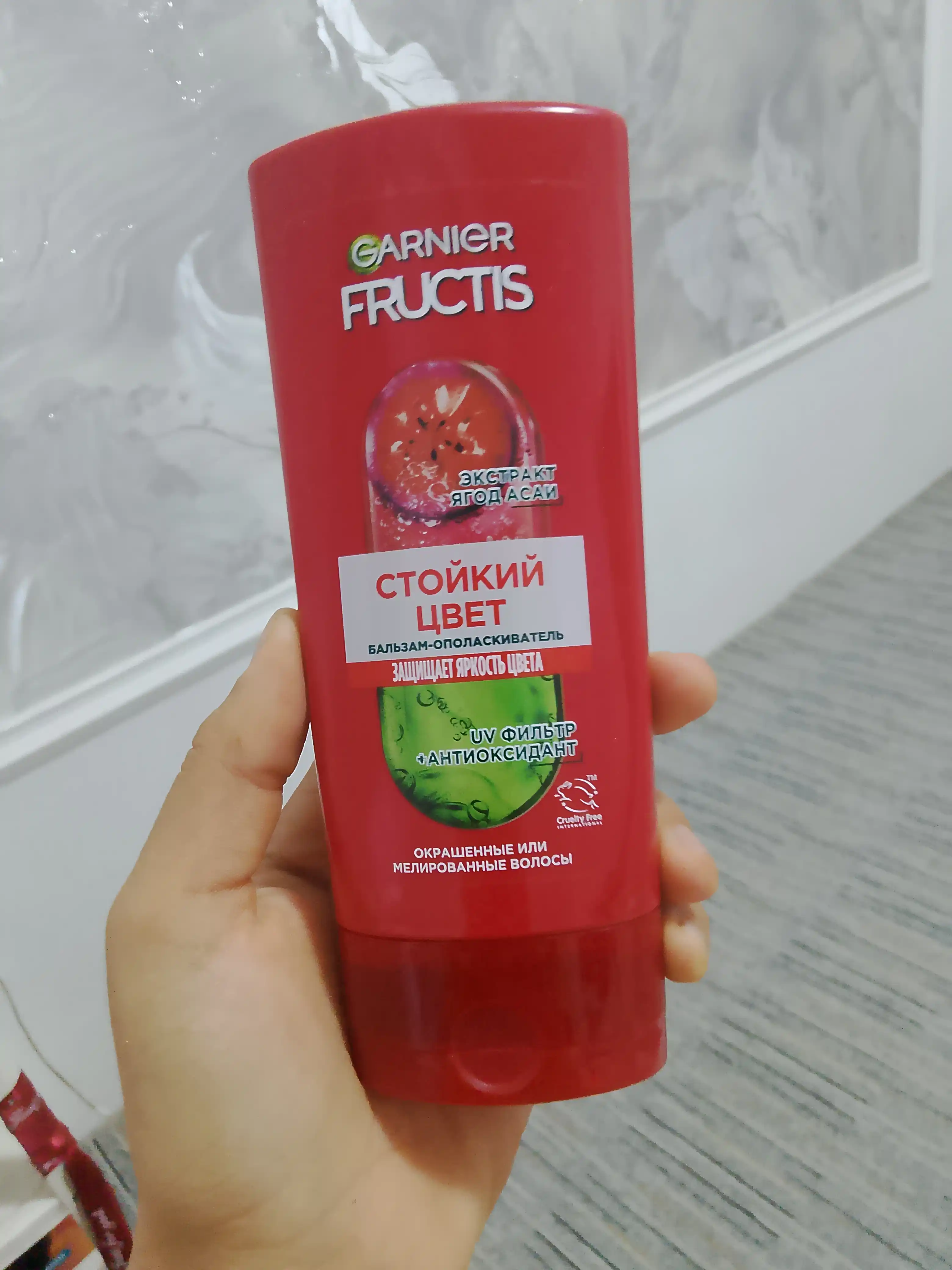 Бальзам-ополаскиватель для волос Garnier Fructis с концентратом фруктов, 200 мл