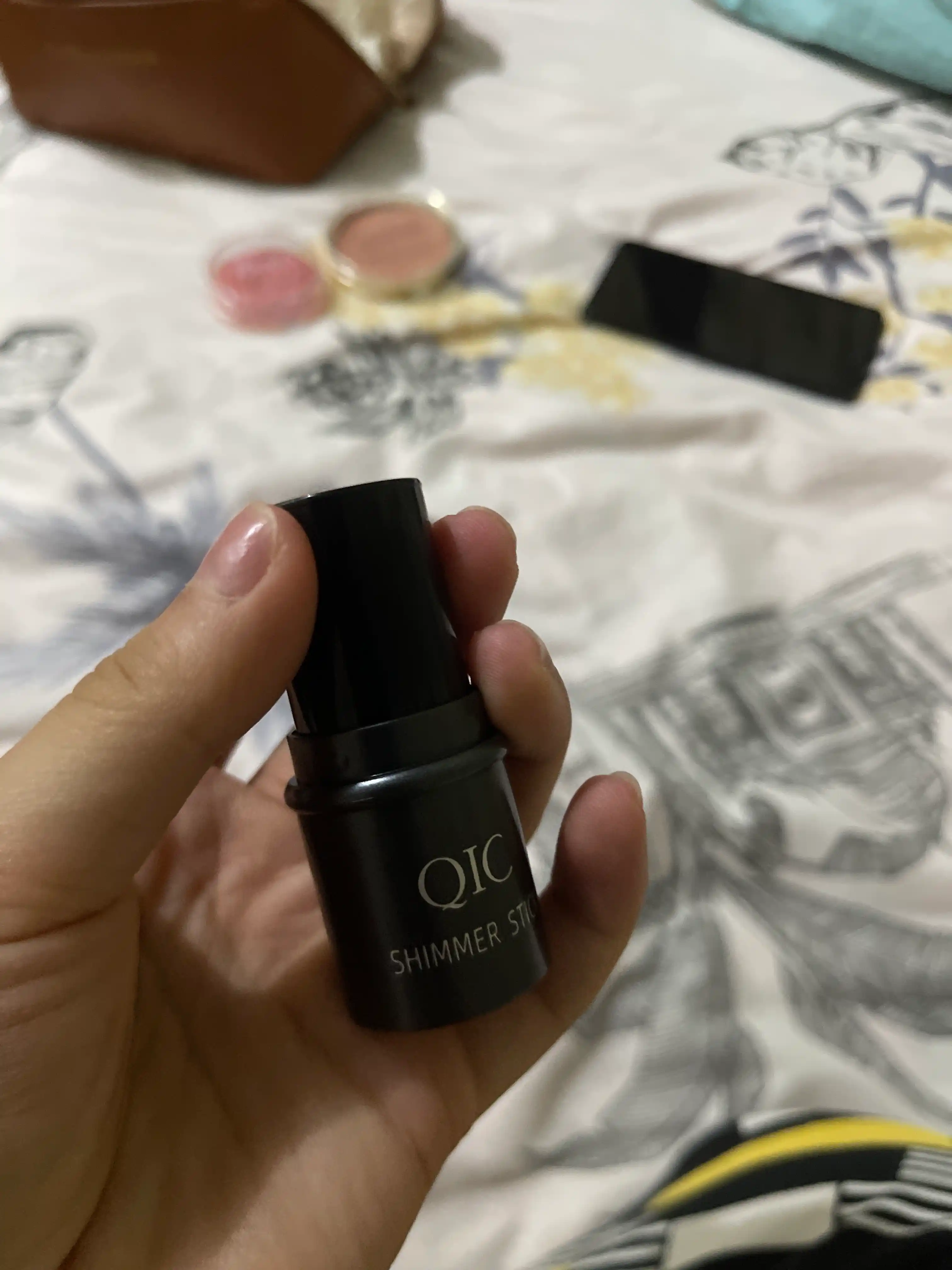 Контуринг для лица скульптор для лица хайлайтер в кремовом стике QIC Shimmer Stick