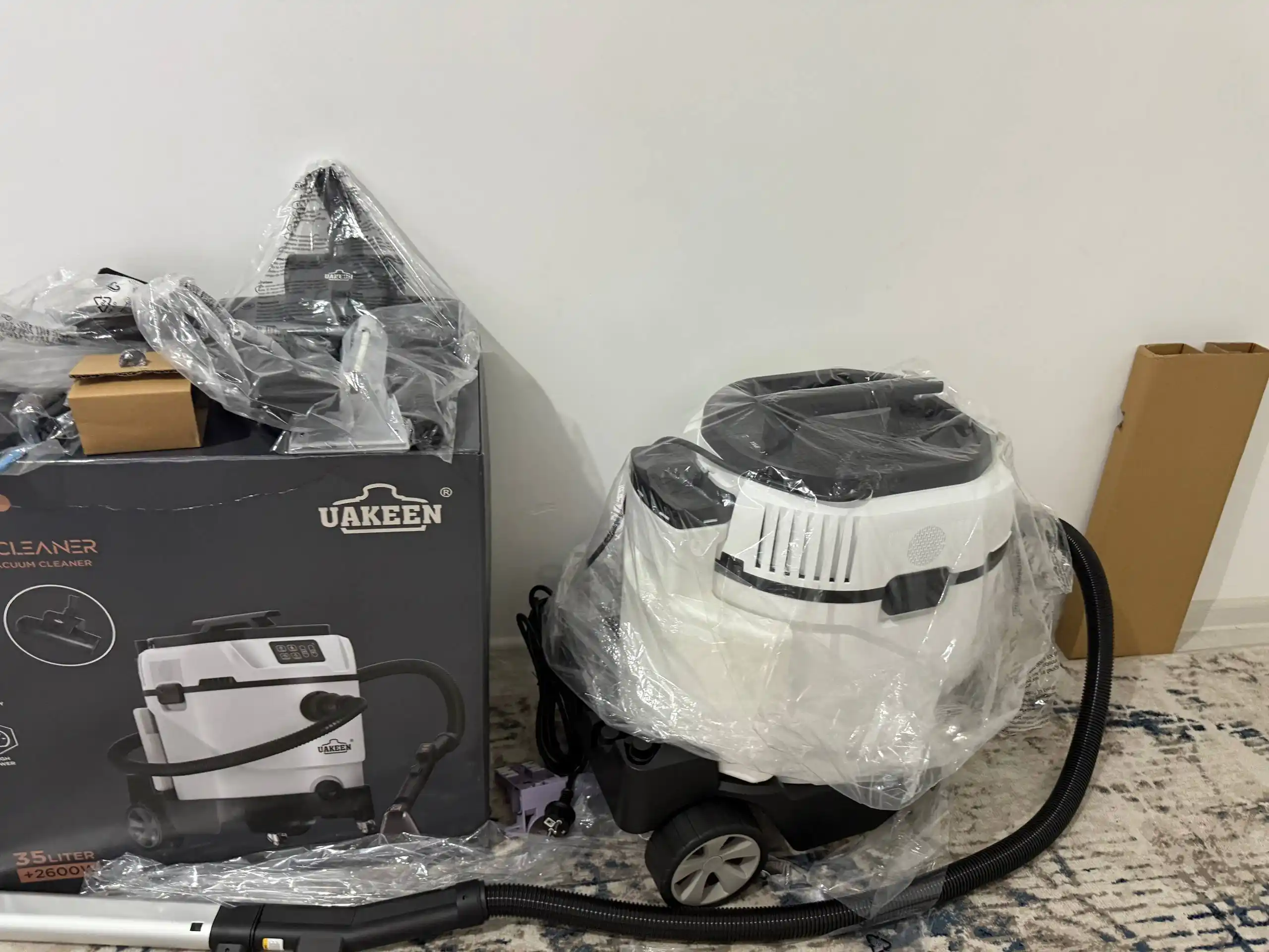 Моющий пылесос Uakeen ZL-942 Steam CarpetCleaner с аквафильтром для сухой и влажной уборки