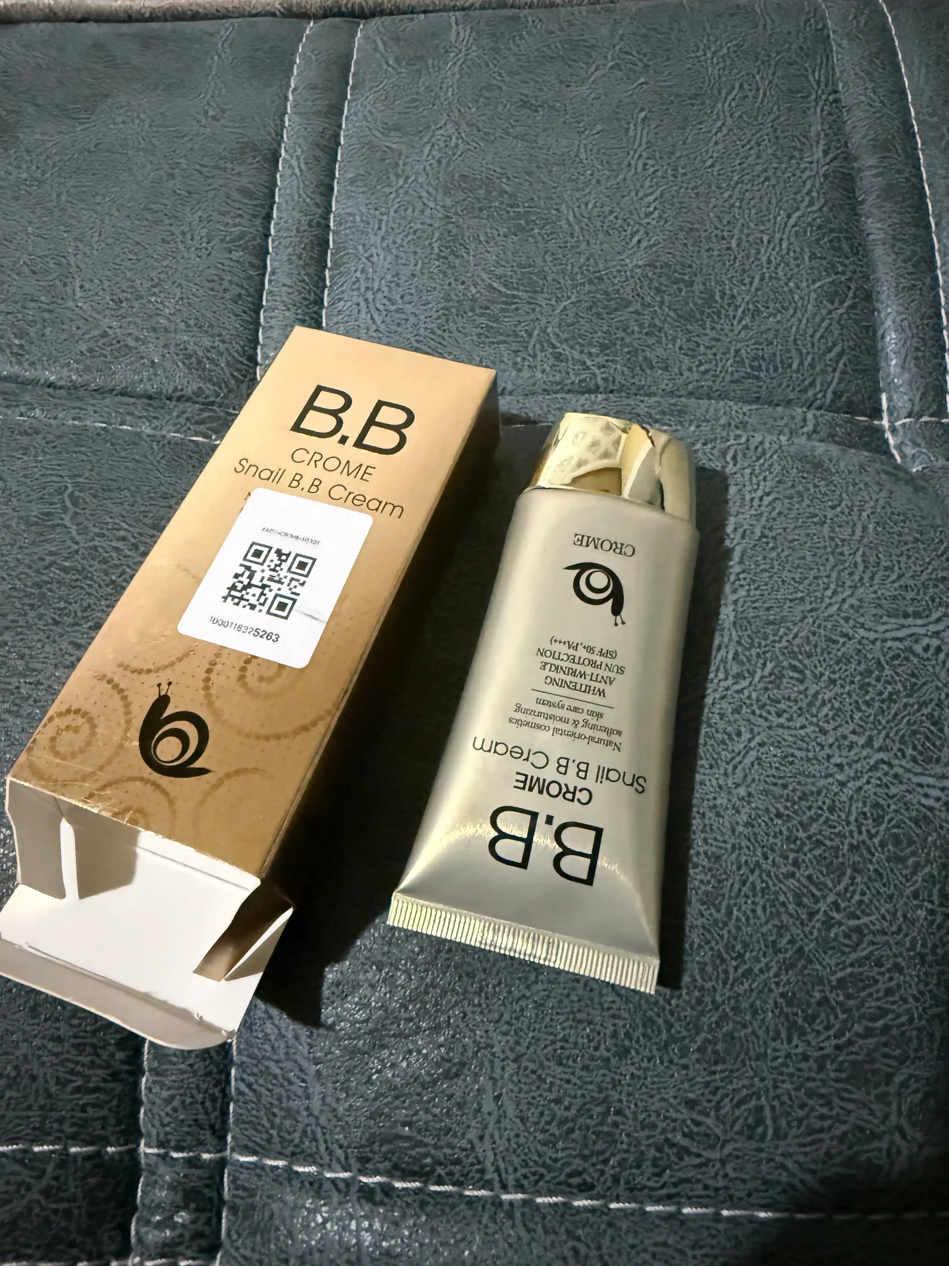 CROME SNAIL BB krem SPF50, с муцином улитки, отбеливающий тональный крем