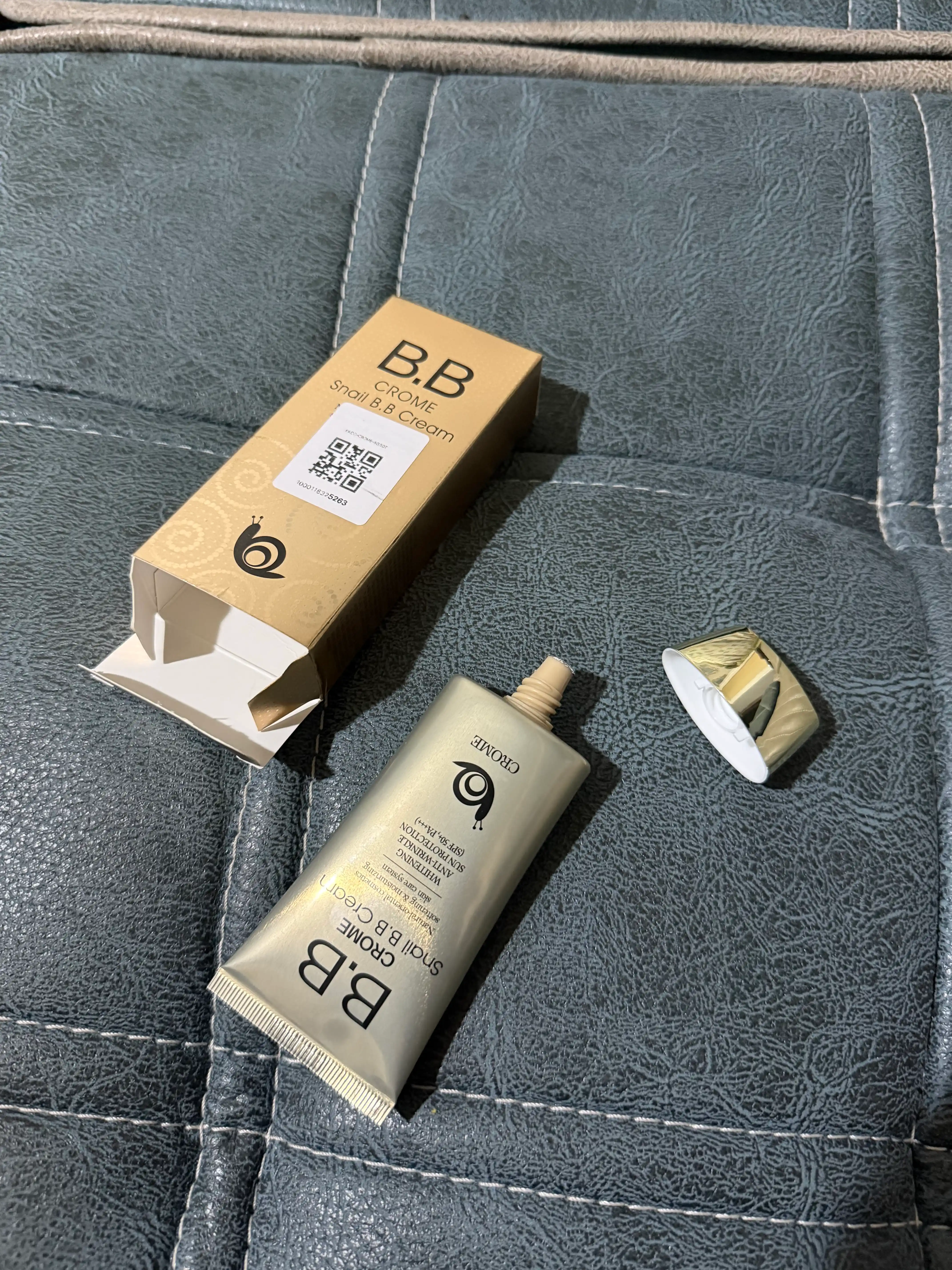 CROME SNAIL BB krem SPF50, с муцином улитки, отбеливающий тональный крем
