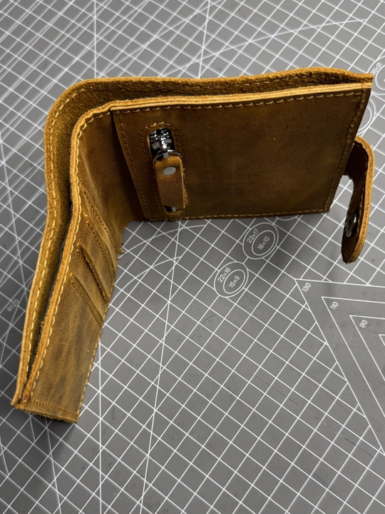 Koshelok hamyon kardholder karta va naqt pul uchun, tabiiy charm Black Gator, ixcham
