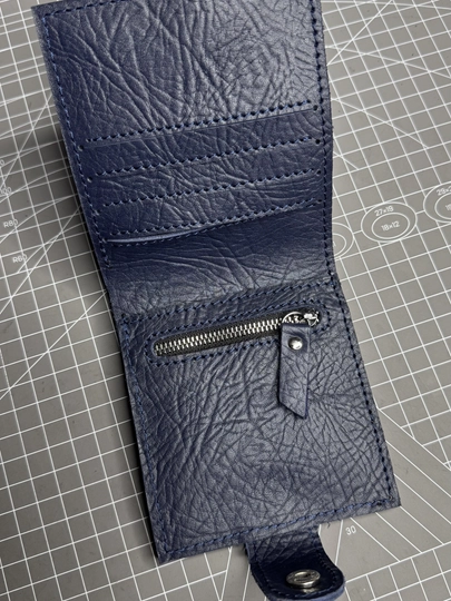 Koshelok hamyon kardholder karta va naqt pul uchun, tabiiy charm Black Gator, ixcham