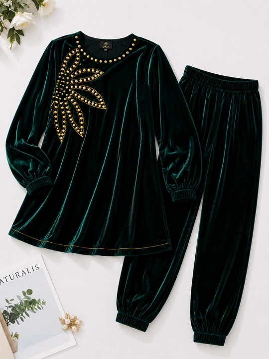 Ayollar uchun baxmal shimli kostyum, yashil bayramona elegant komplekt