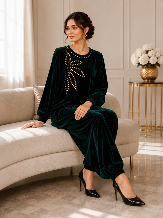 Ayollar uchun baxmal shimli kostyum, yashil bayramona elegant komplekt