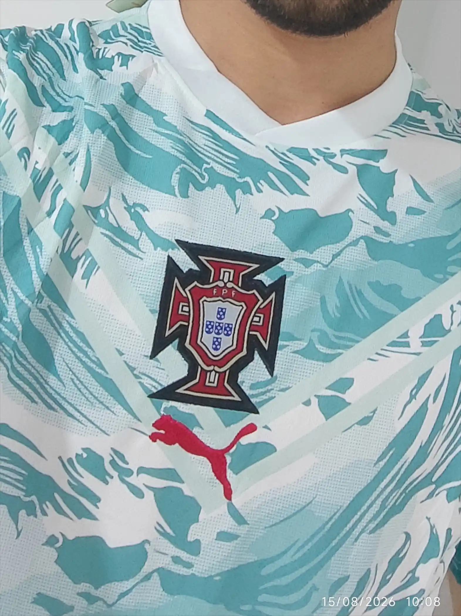 Futbol forma Uzbekistan va Portugal terma jamoalari formasi