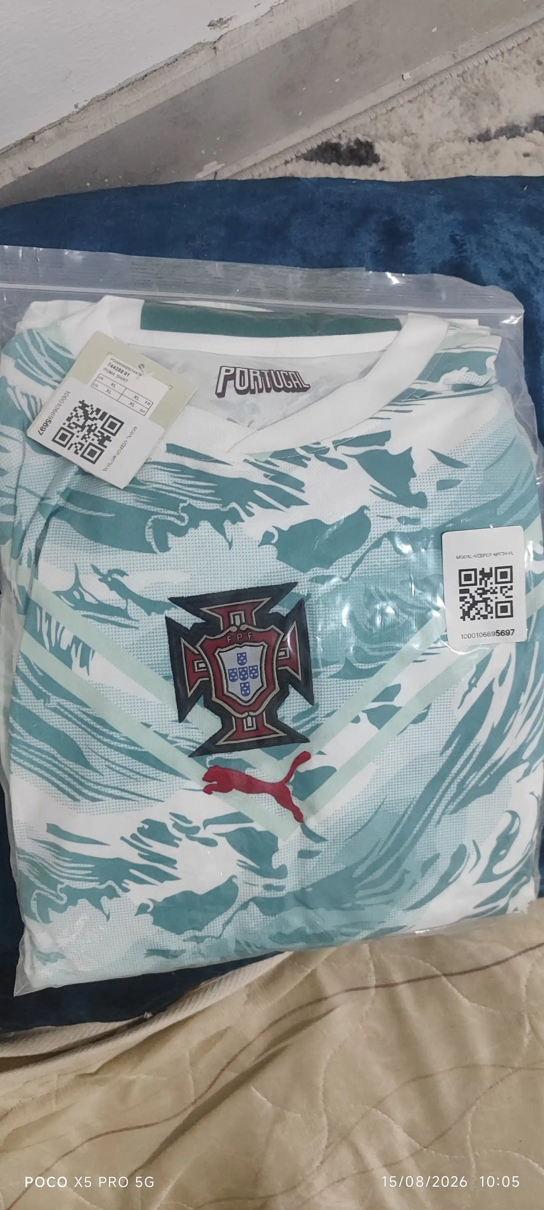 Futbol forma Uzbekistan va Portugal terma jamoalari formasi