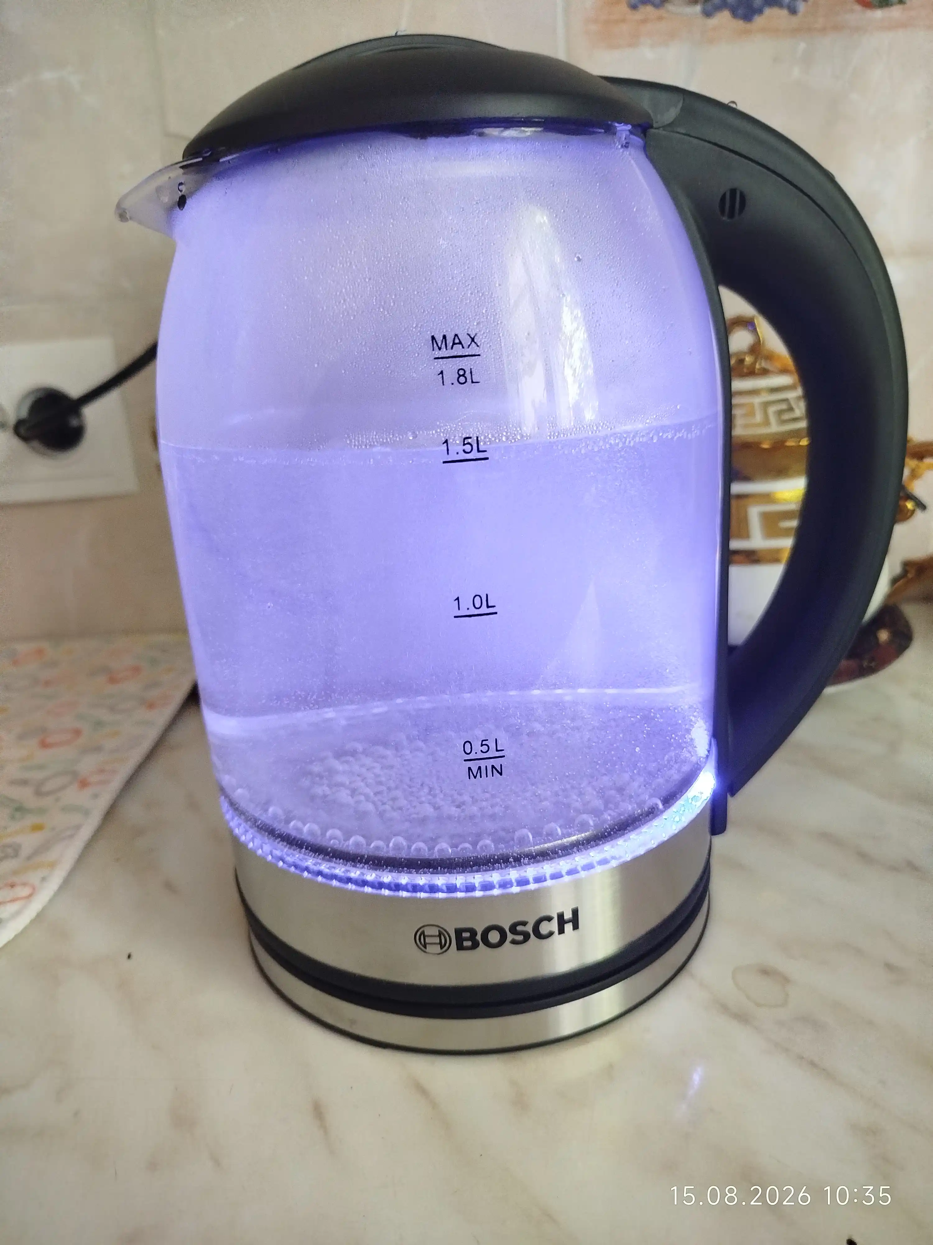 Электрический чайник BOSCH 2 L — LED подсветка, мощность 2000 Вт, немецкое качество