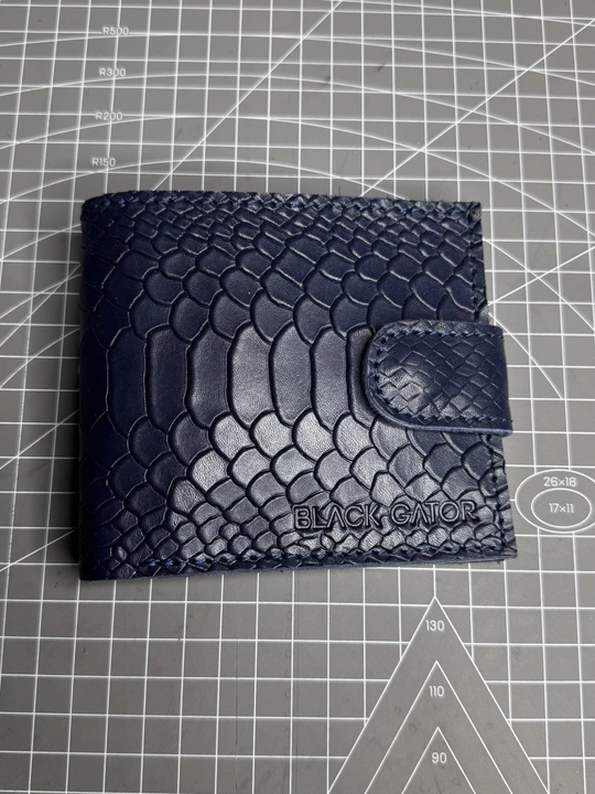 Koshelok hamyon kardholder karta va naqt pul uchun, tabiiy charm Black Gator, ixcham