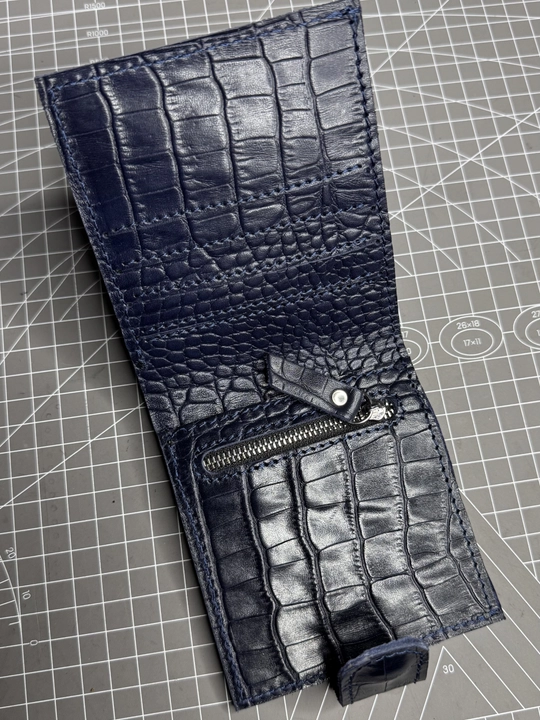 Koshelok hamyon kardholder karta va naqt pul uchun, tabiiy charm Black Gator, ixcham