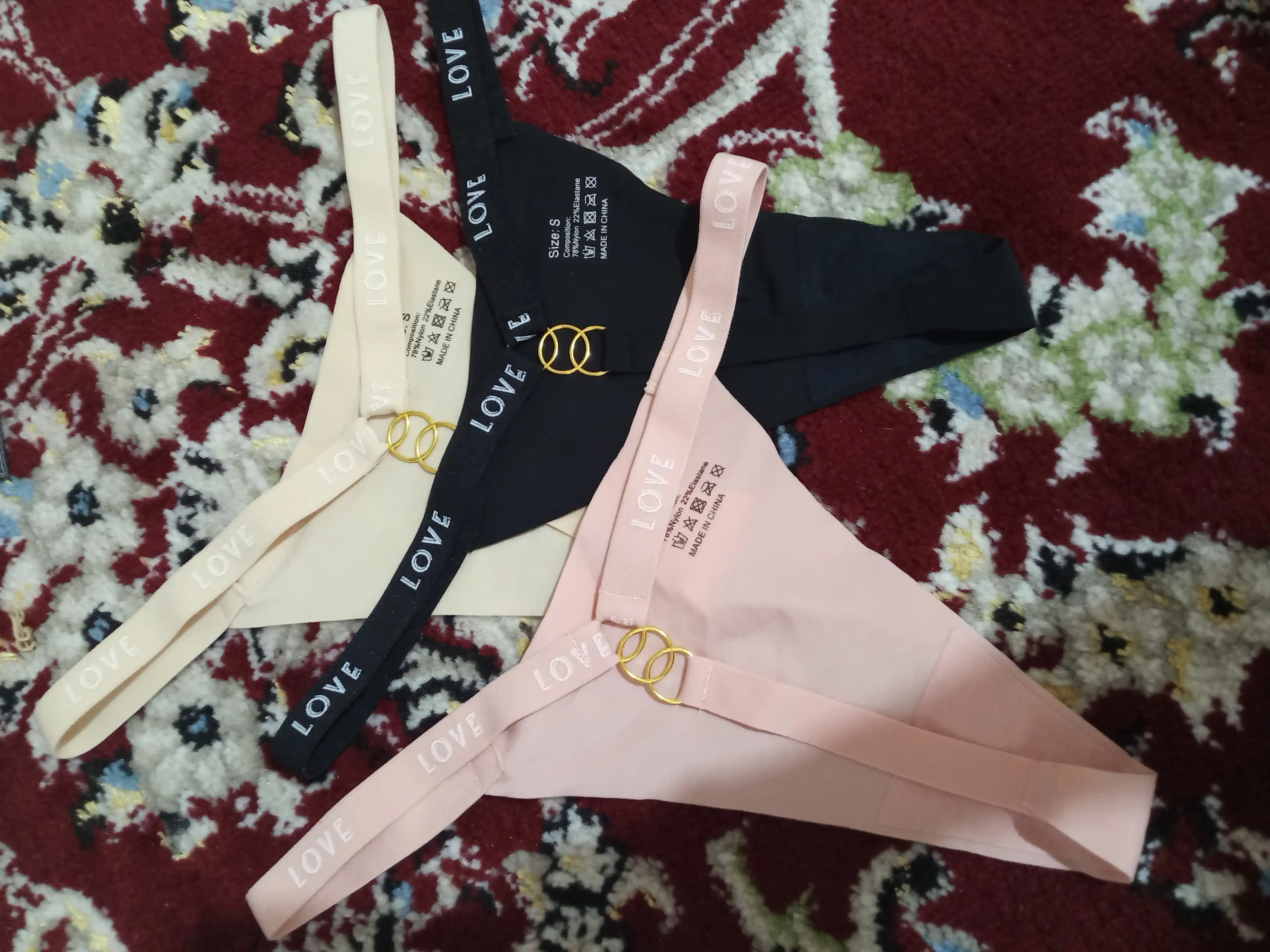 Ayollar uchun choksiz string ichki kiyimlar, elastik tasmalari, 3 dona to‘plam