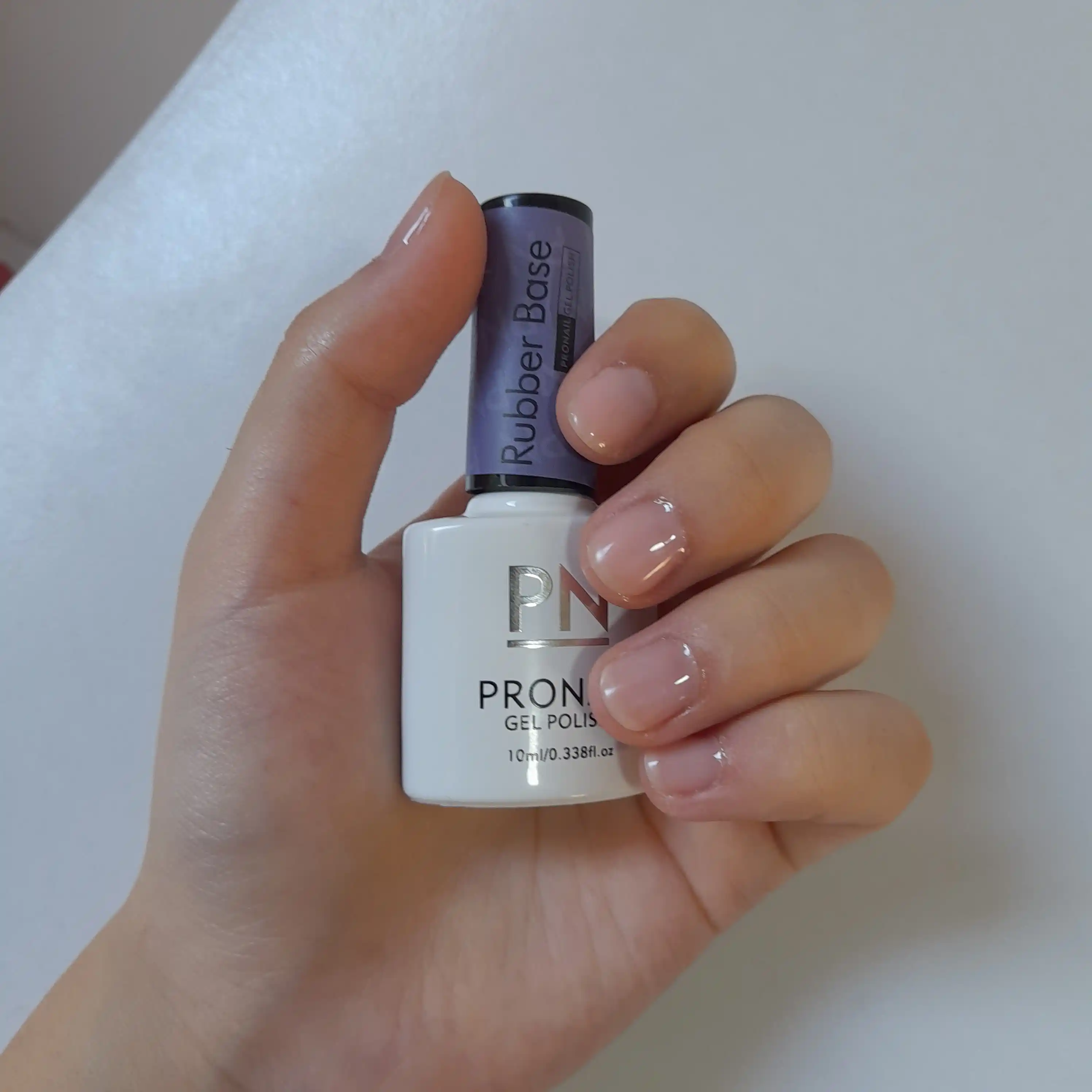 PRO NAIL rubber baza, o‘rtacha quyuqlik, kamuflyaj baza 10 ml