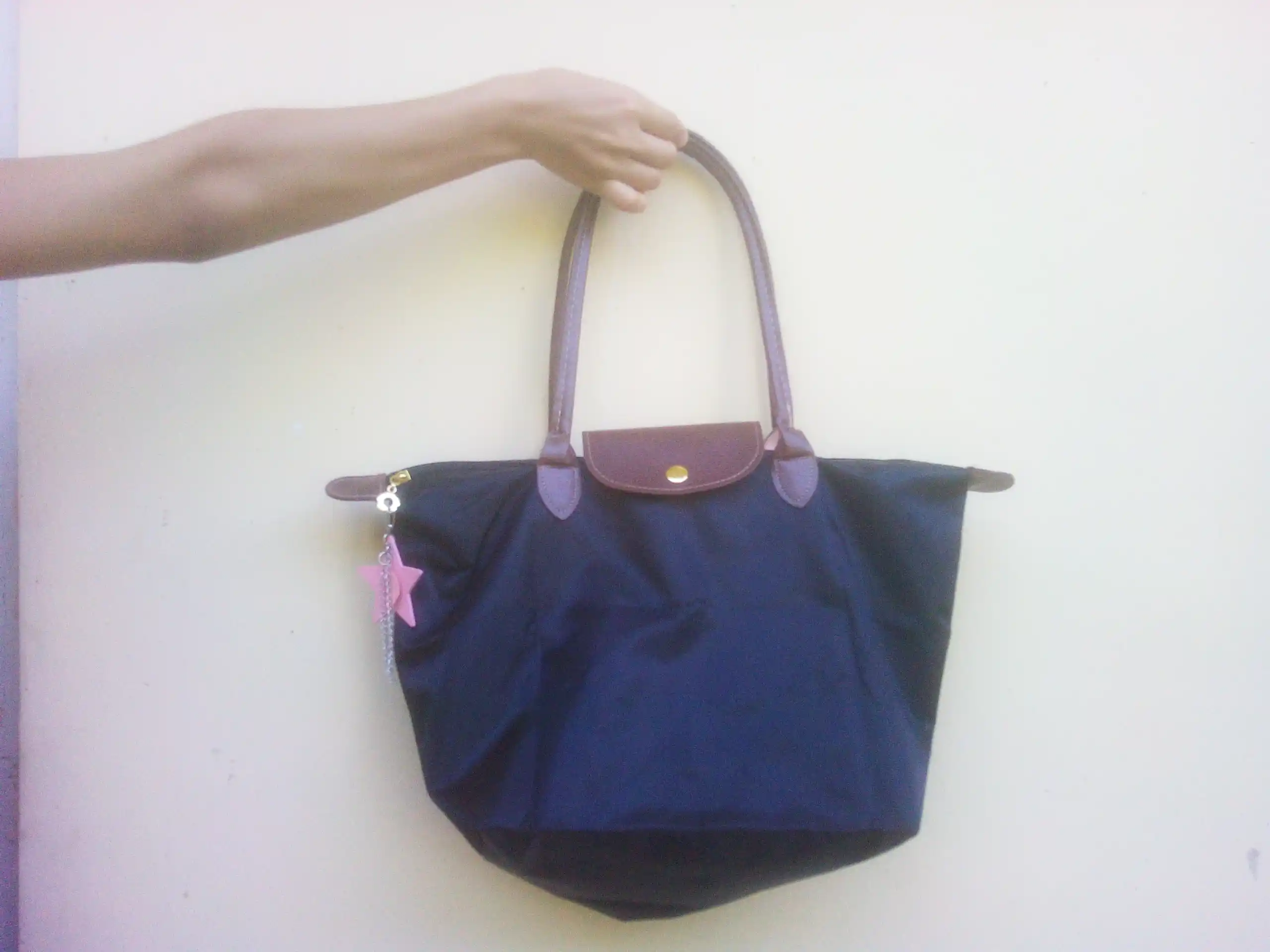 Ayollar uchun sumka, shopper yelkaga taqiladigan, katta neylon sumka, o'lchamlar S, M, L