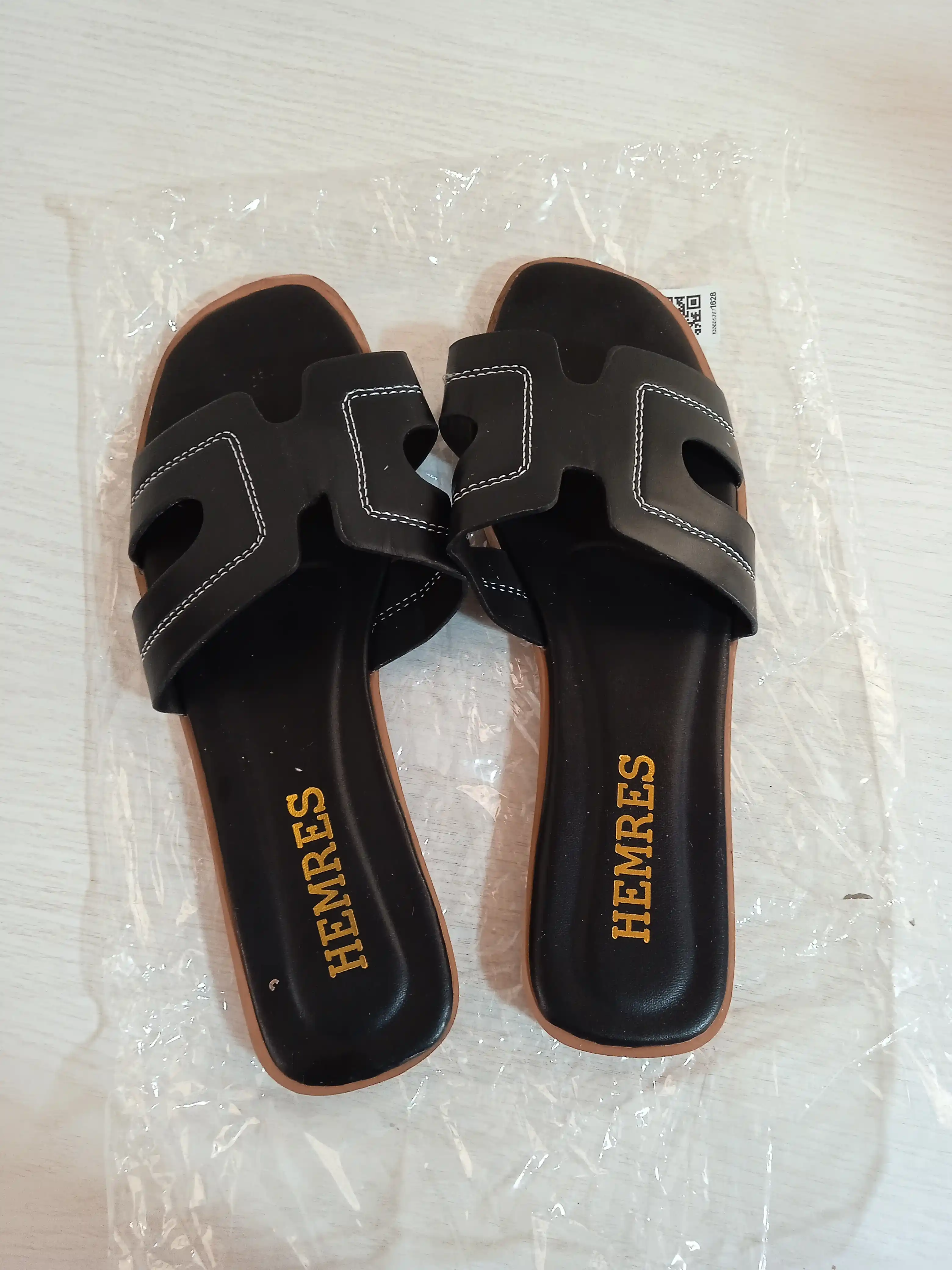 Yuqori sifatli ayollar shippaklari, Hermes shippaklari, ayollar poyabzali, 36-41 malomerka