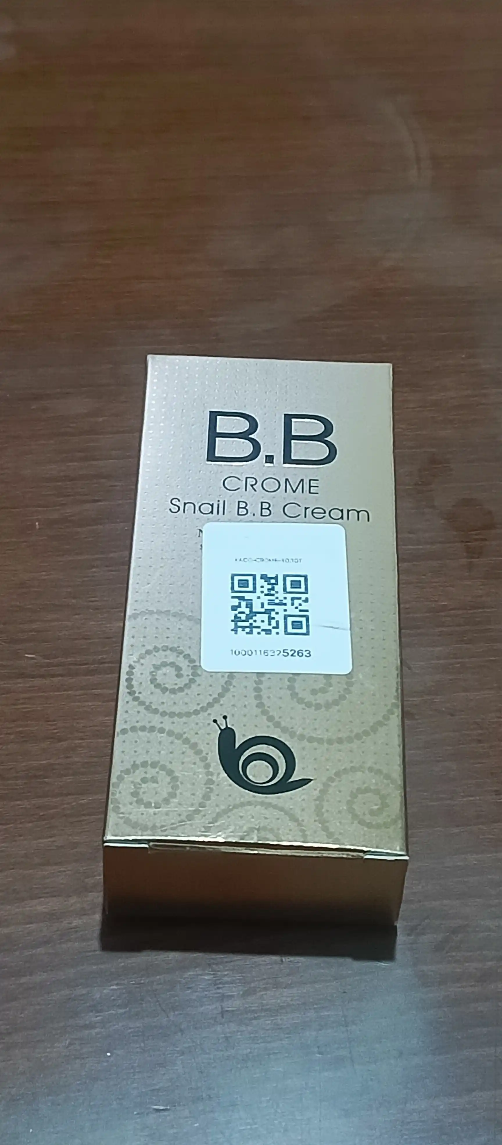 CROME SNAIL BB krem SPF50, с муцином улитки, отбеливающий тональный крем