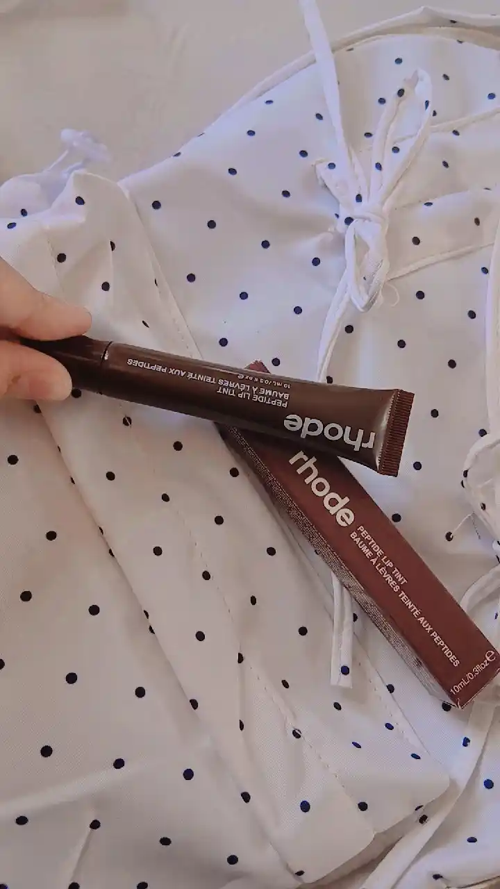 Rhode lab bo'yogi, tusi ozgartirilgan, suyuq, Peptide Lip Tint, 4 ta rang