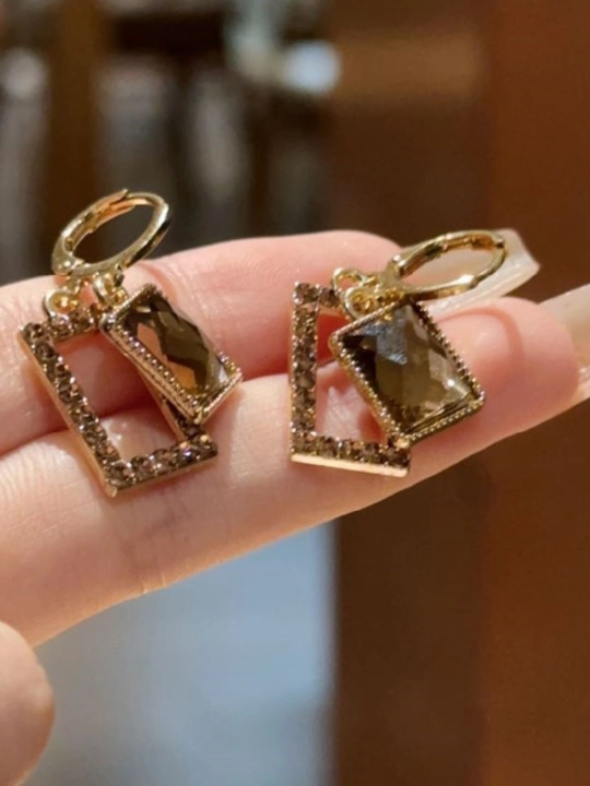 Серьги для женщин