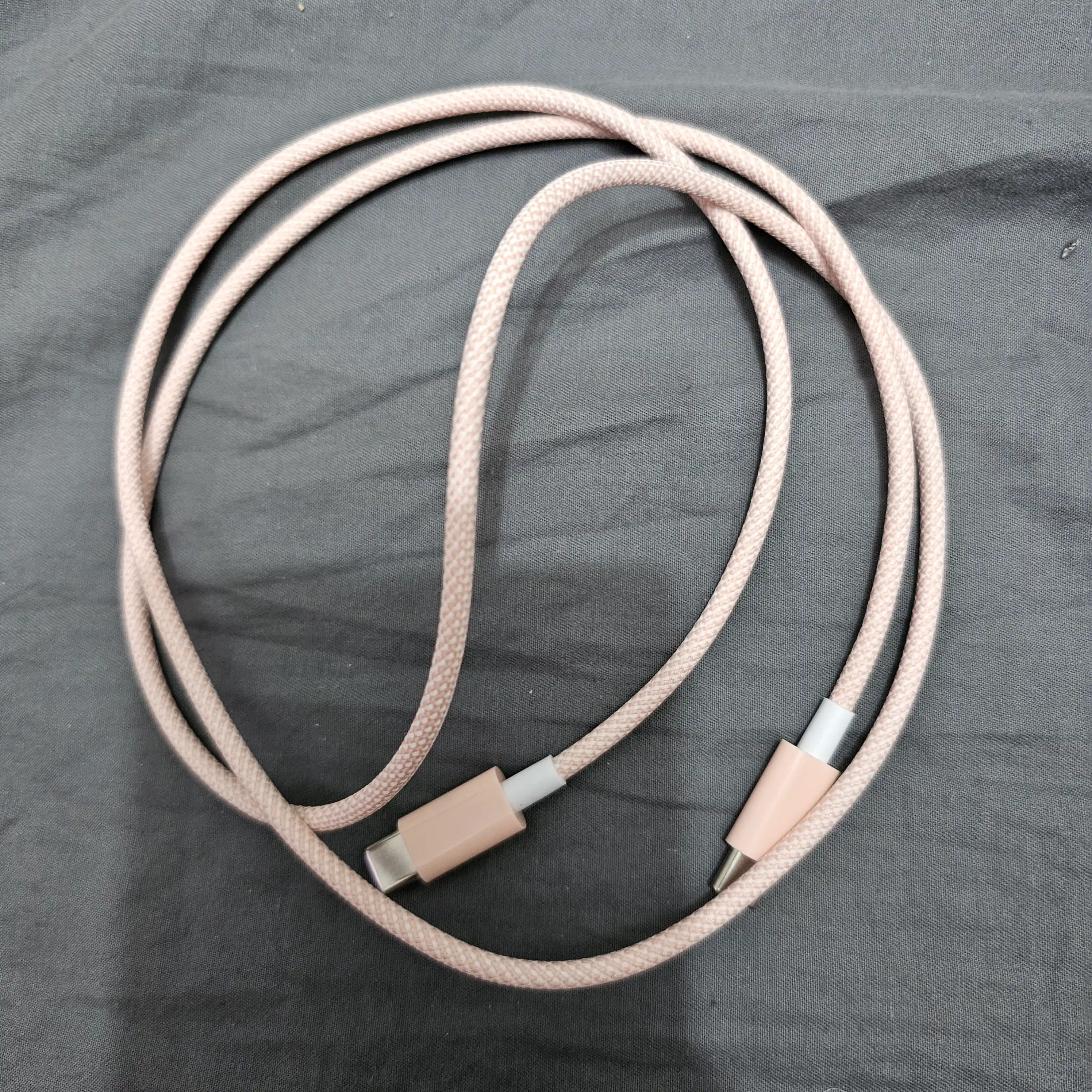 USB Type-C – Type-C kabel, 60W, 6A, tezkor zaryadlash va ma'lumot uzatish uchun, 1 m