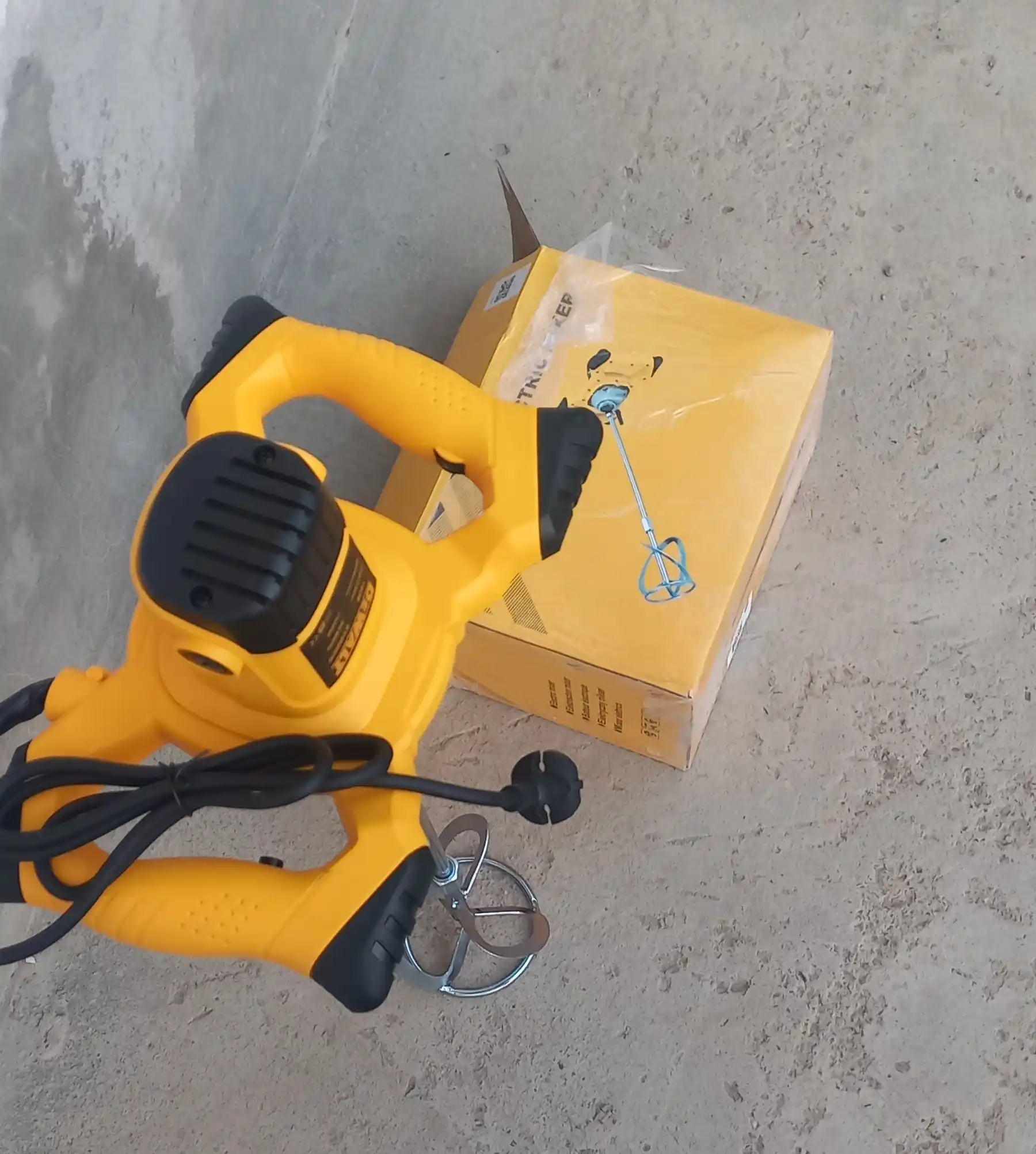 Qurilish elektr mikser, quvvati 2600 Vt, 6 tezlikda - ikki dastali