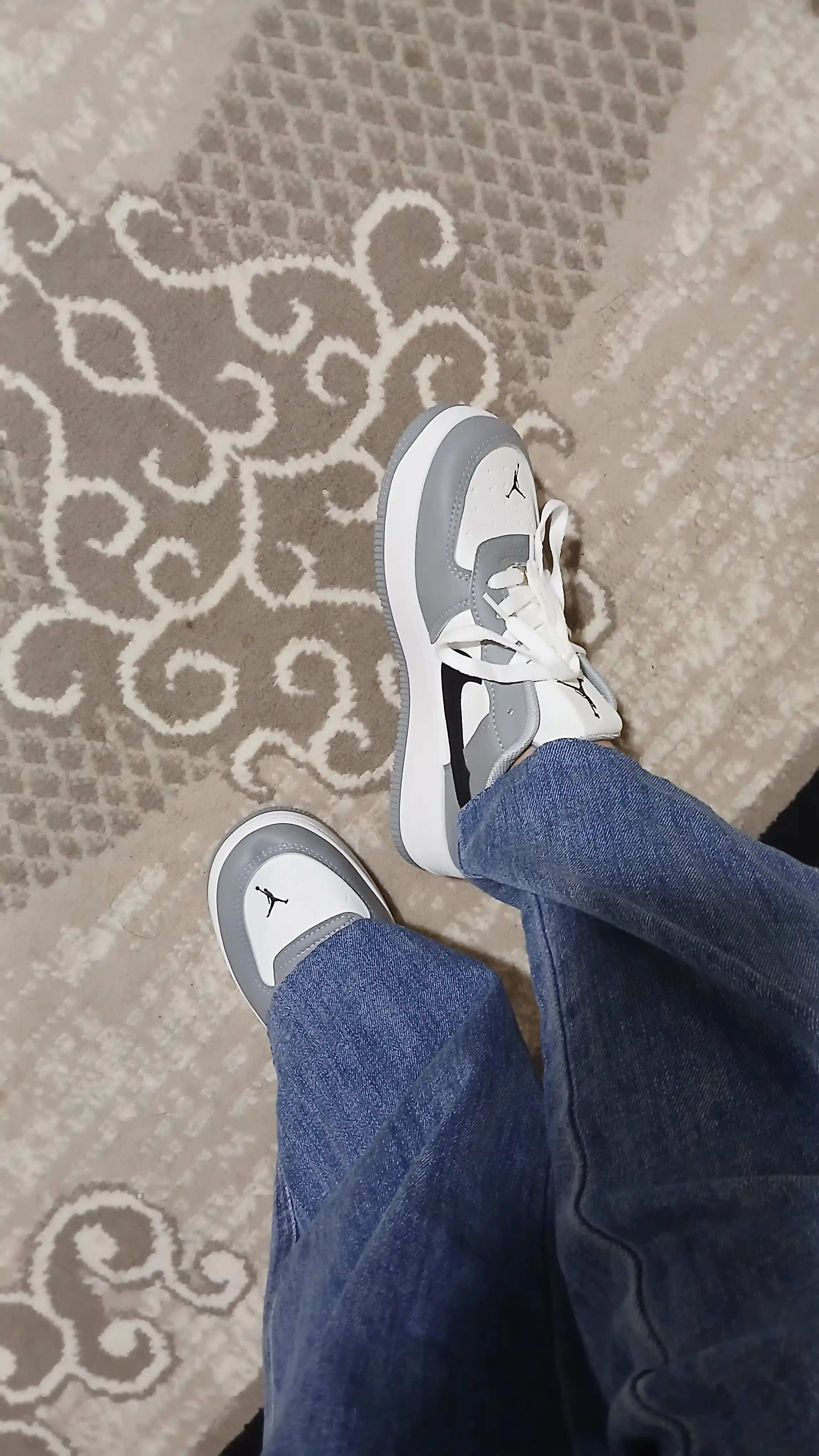 Erkaklar va ayol-qizlar uchun universal sport krassovkalari NIKE Air Jordan 36-40