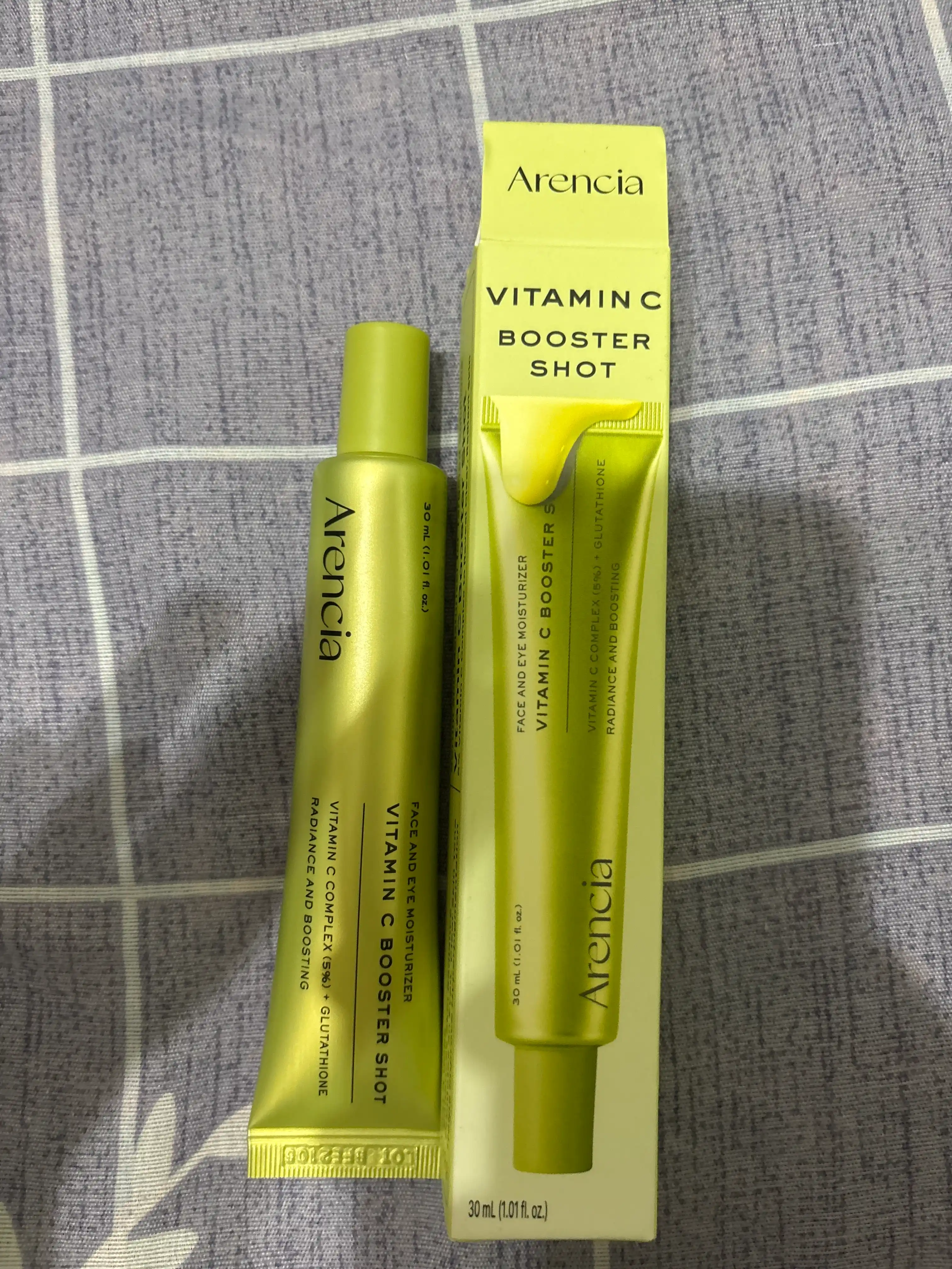 Arencia Vitamin C Glow Serum — teri rangini tekislovchi vitaminli zardob