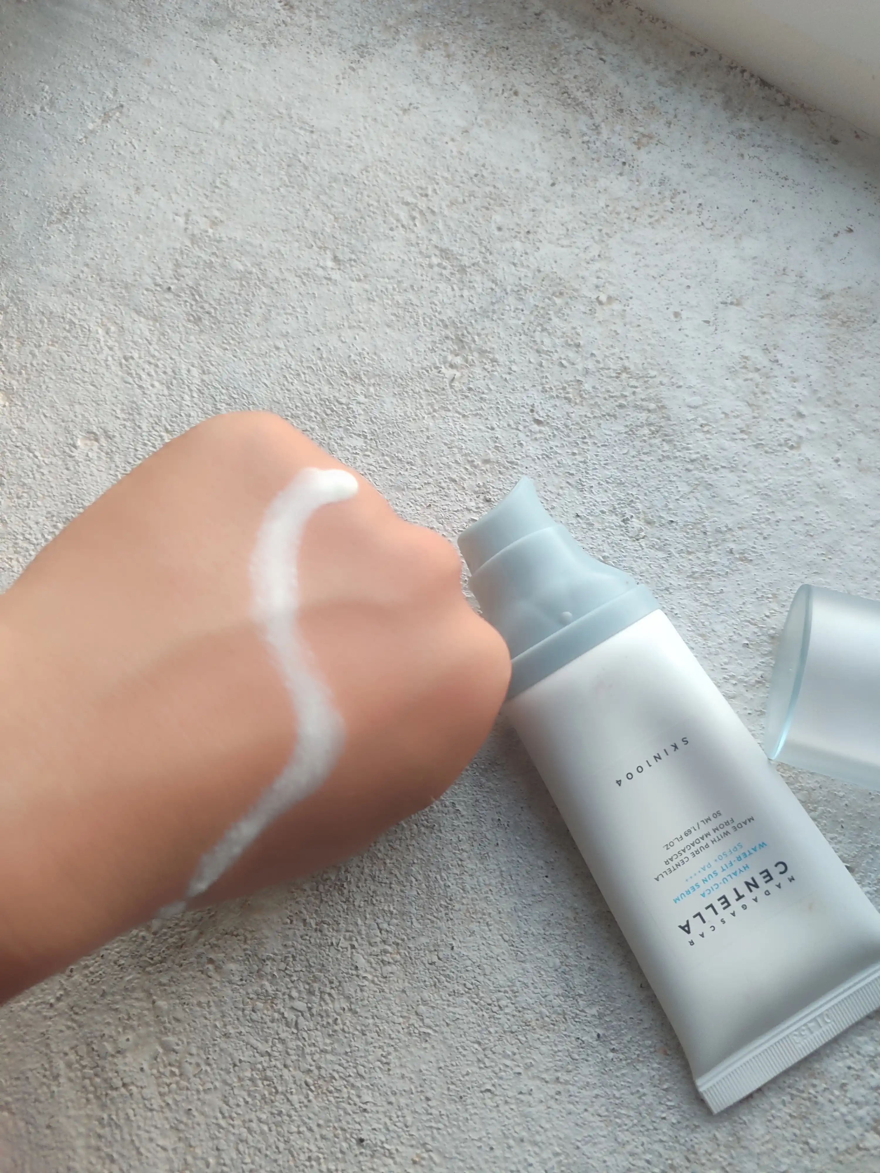 Quyoshdan himoya qiluvchi krem, сентелла,  namlovchi, zagar krem, SPF 50+PA+++, 50 ml