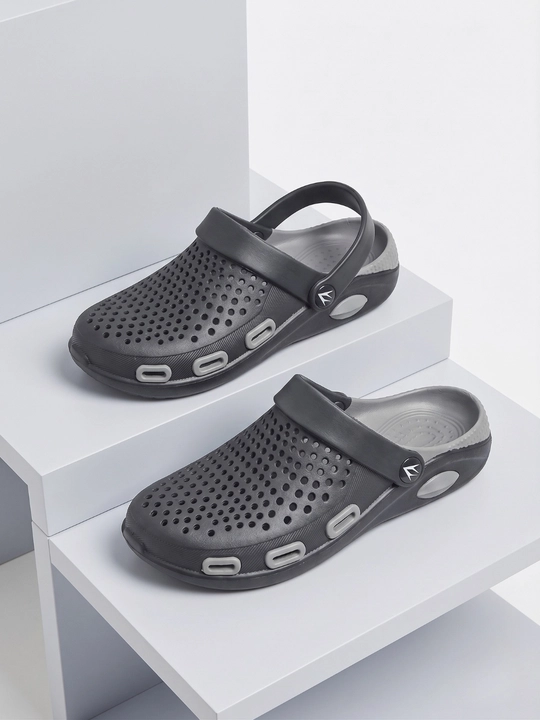 Ayollar uchun yengil EVA klog shippaklari Crocs uslubida